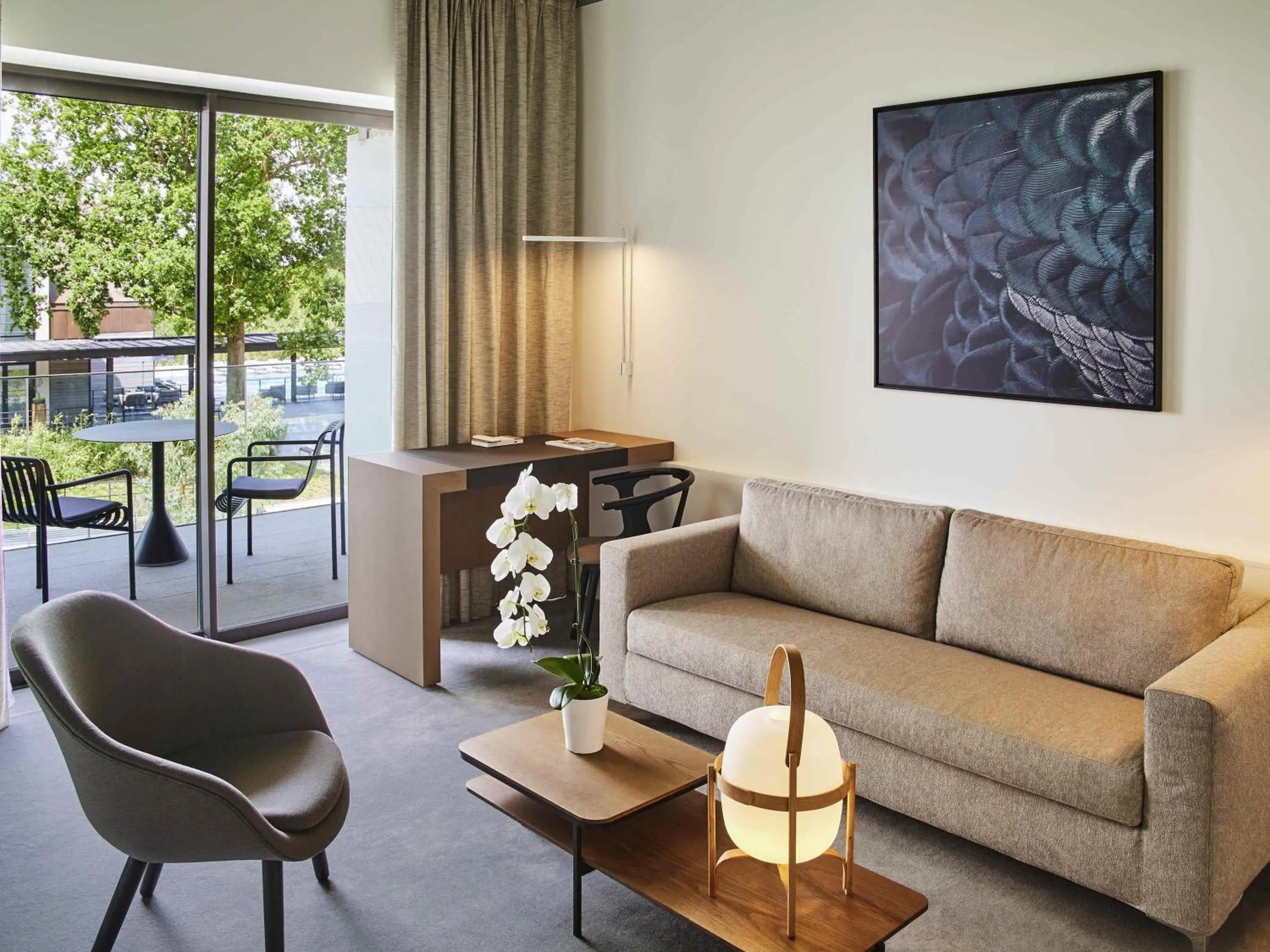 Bedroom in Le Domaine des Vanneaux Golf & Spa L'Isle Adam - MGallery Collection