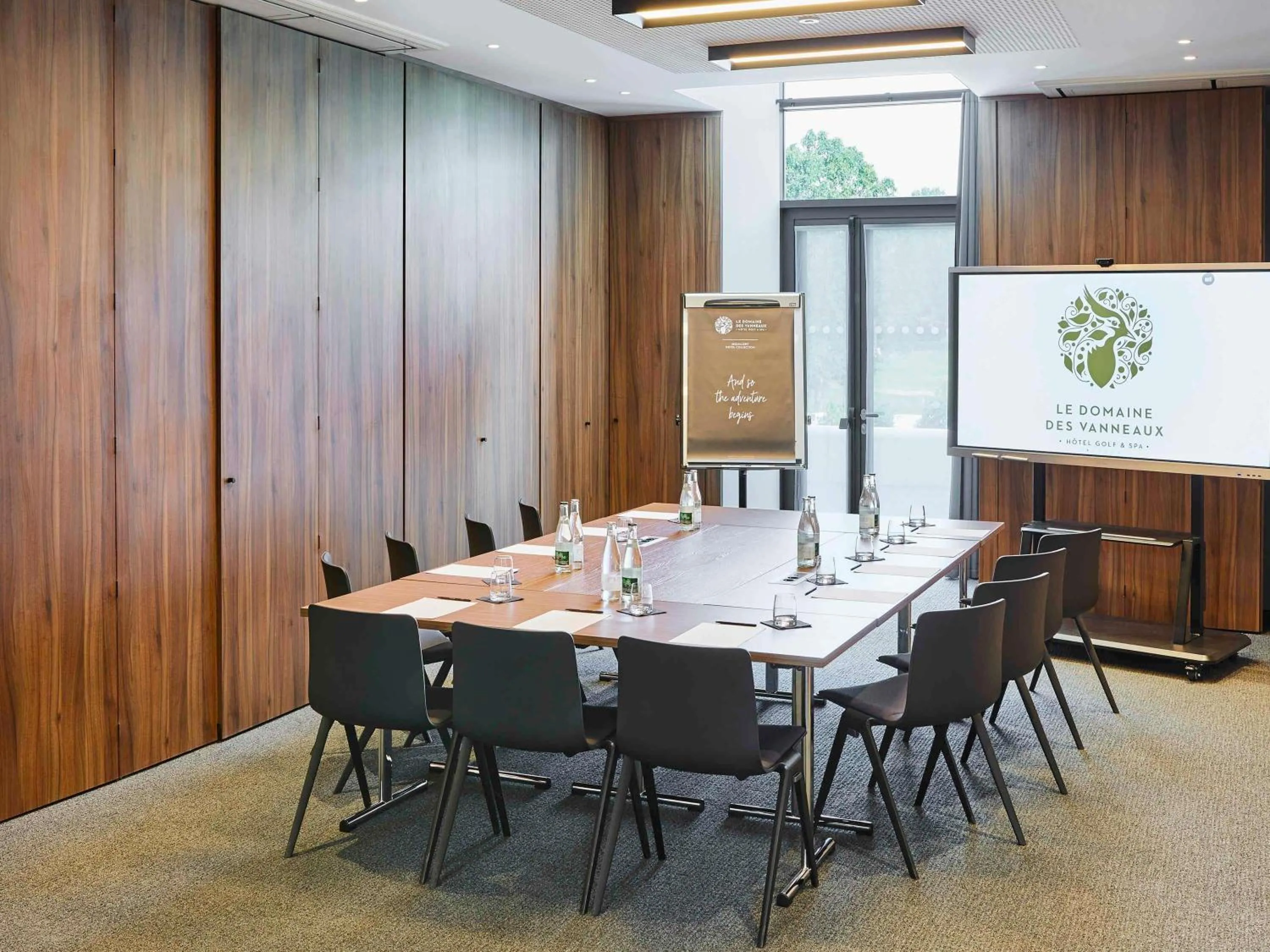 Meeting/conference room in Le Domaine des Vanneaux Golf & Spa L'Isle Adam - MGallery Collection