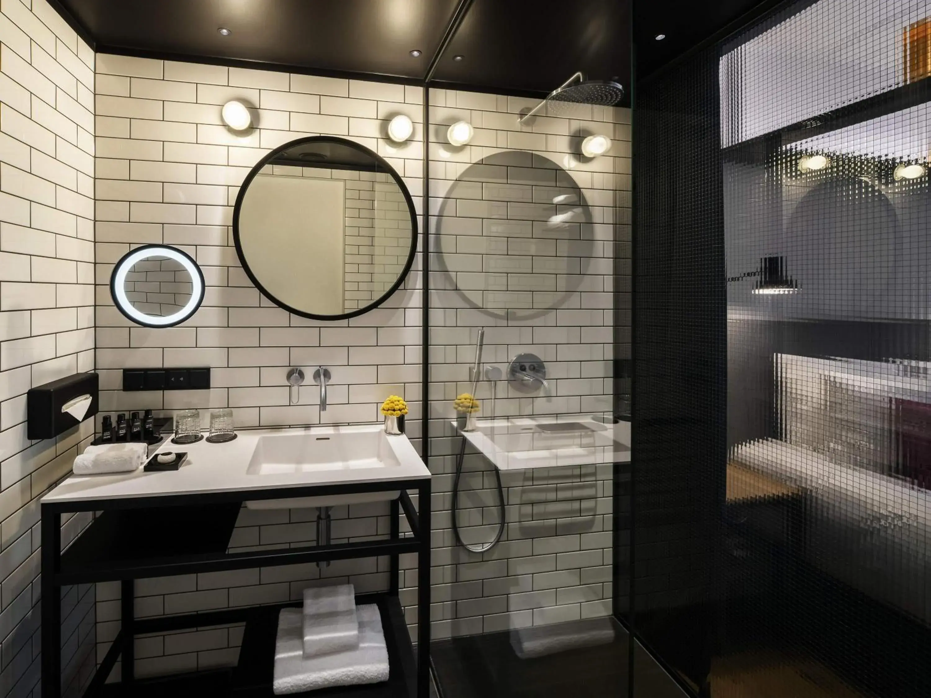 Bedroom, Bed in The Bridge Wroclaw - MGallery Bedroom, Bed in The Bridge Wroclaw - MGallery