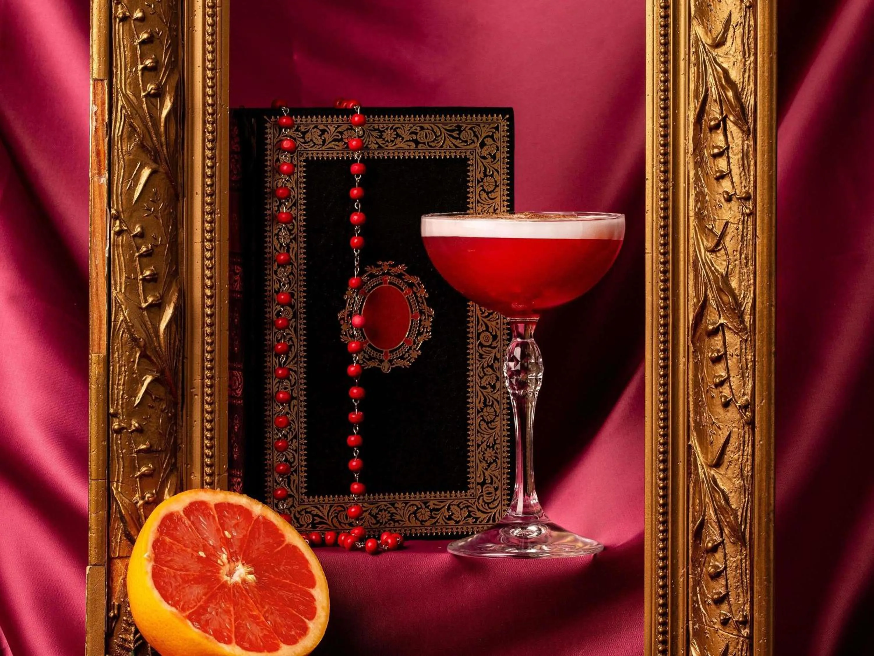 Lounge or bar in The Bridge Wroclaw - MGallery