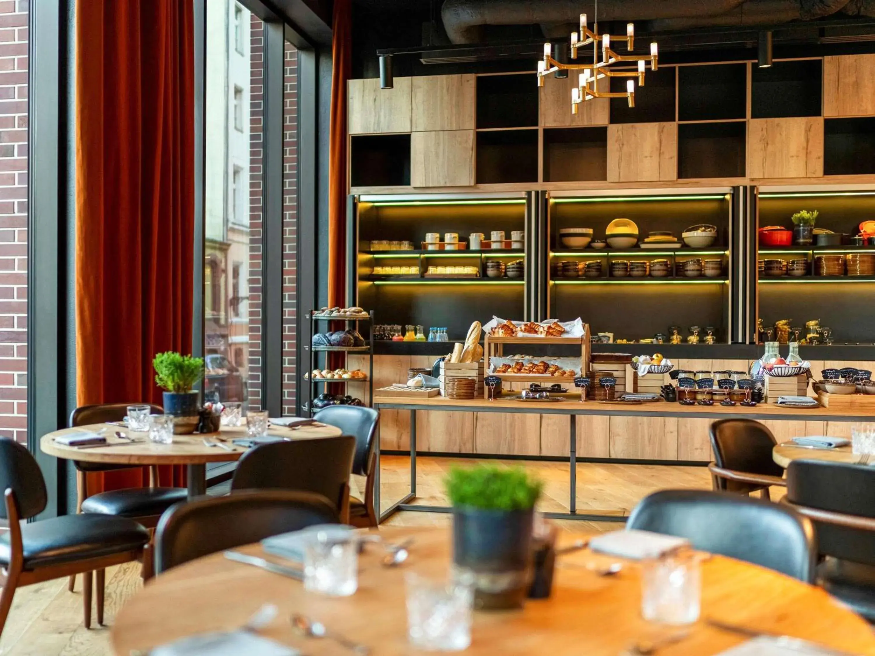 Restaurant/places to eat in The Bridge Wroclaw - MGallery Restaurant/places to eat in The Bridge Wroclaw - MGallery