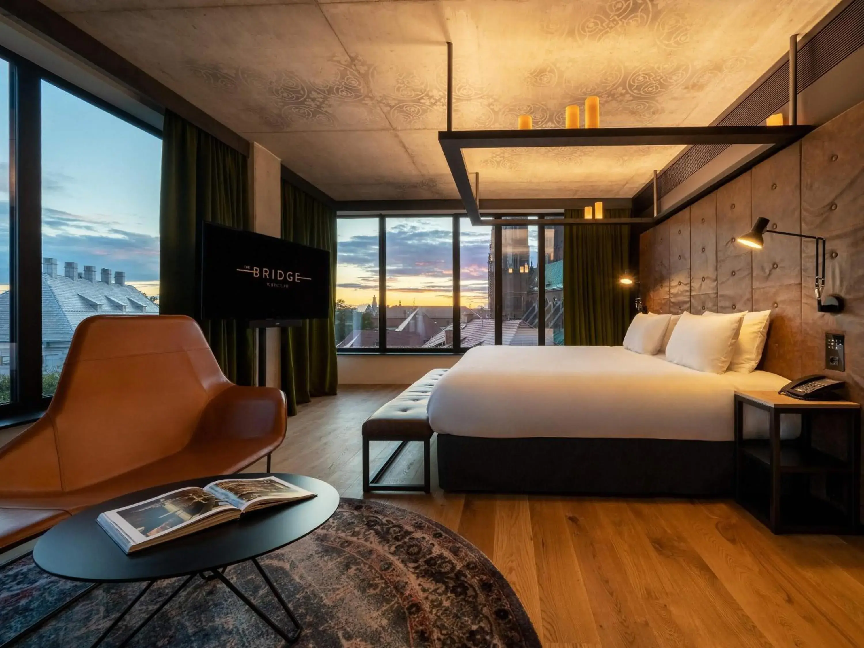 Bedroom, Bed in The Bridge Wroclaw - MGallery Bedroom, Bed in The Bridge Wroclaw - MGallery