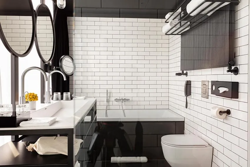 Bathroom in The Bridge Wroclaw - MGallery