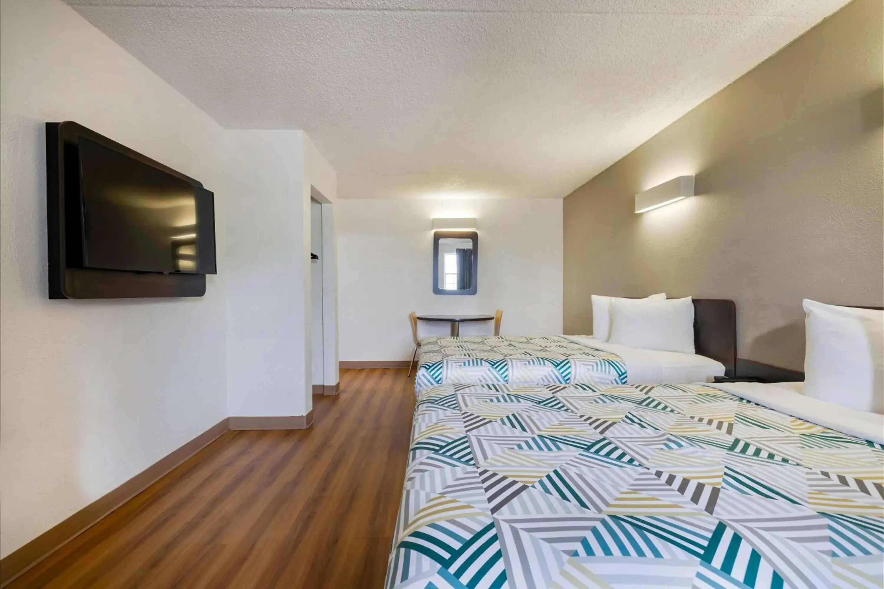 Bedroom, Bed in Motel 6-Beaumont, TX Bedroom, Bed in Motel 6-Beaumont, TX