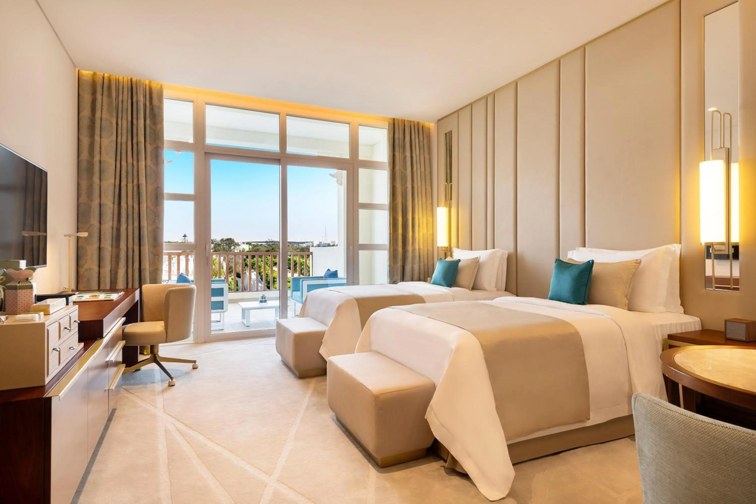 Photo of the whole room, Bed in Al Messila, A Luxury Collection Resort & Spa, Doha