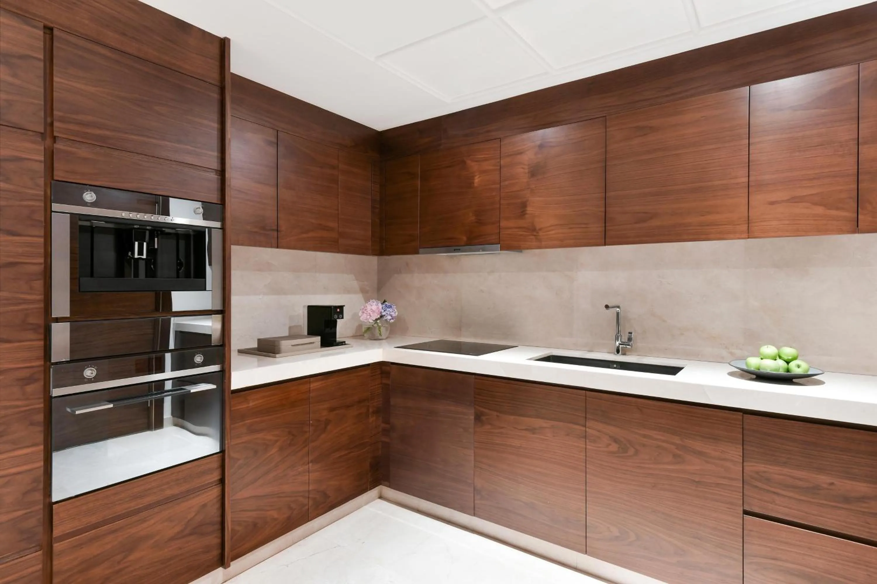 Bedroom in Al Messila, A Luxury Collection Resort & Spa, Doha