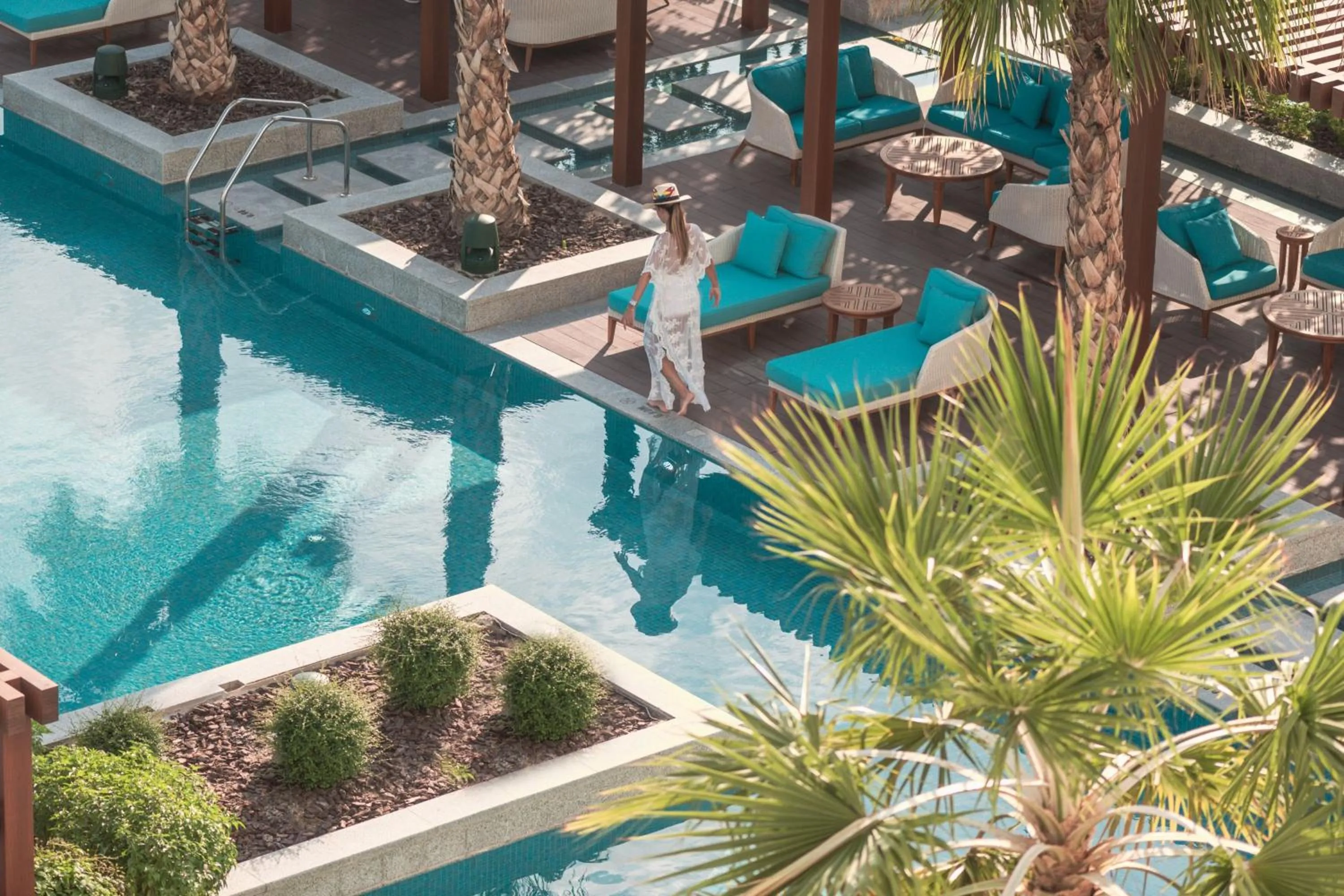Swimming pool in Al Messila, A Luxury Collection Resort & Spa, Doha