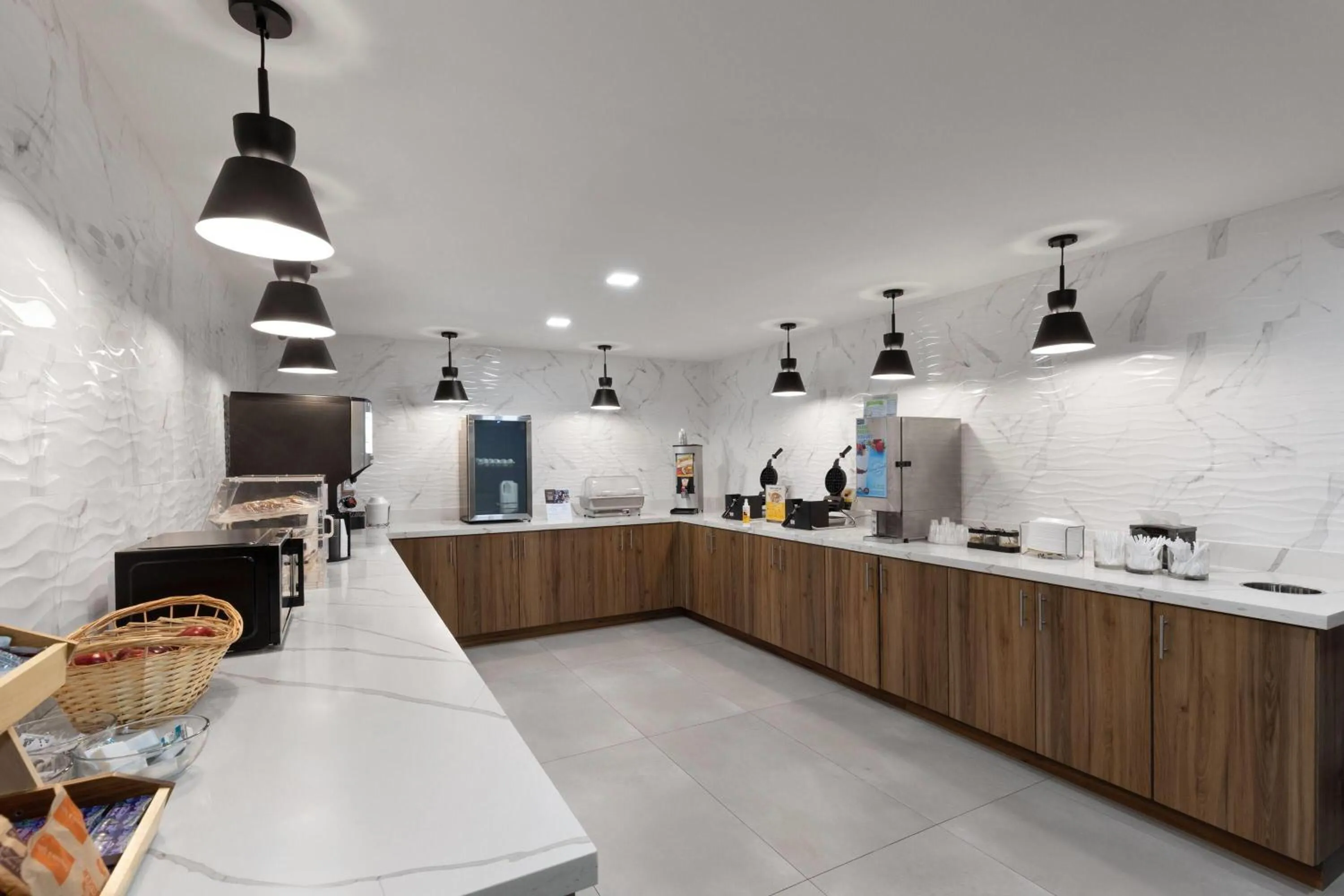 Breakfast in La Quinta by Wyndham Springdale