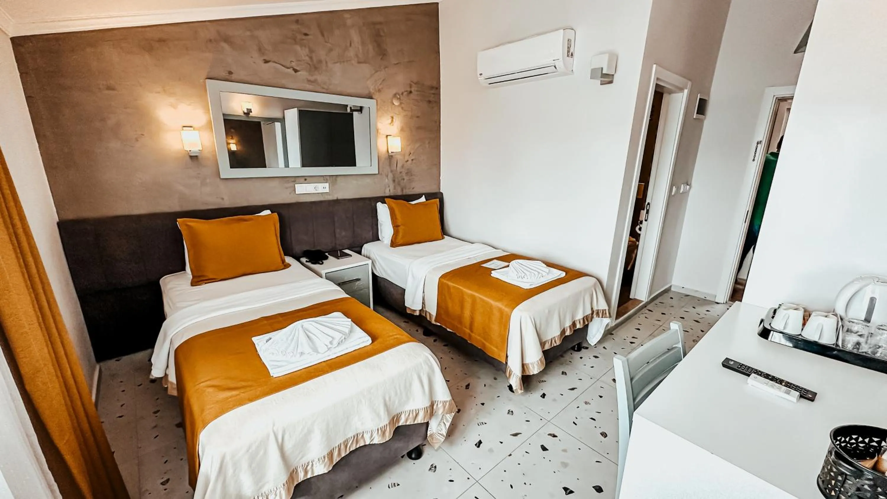 Bedroom, Bed in Tonoz Beach Hotel