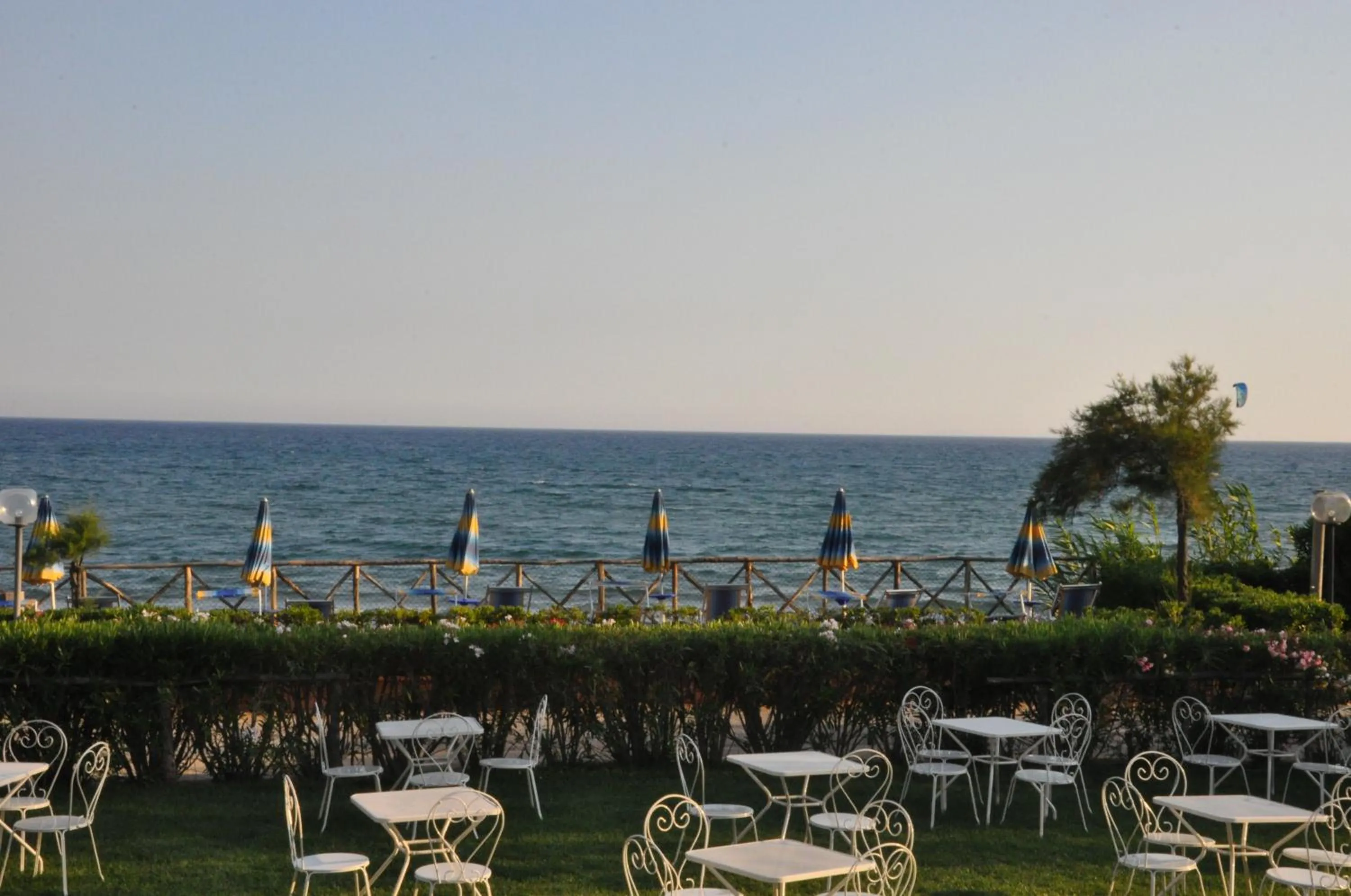 Restaurant/places to eat in Settebello Village