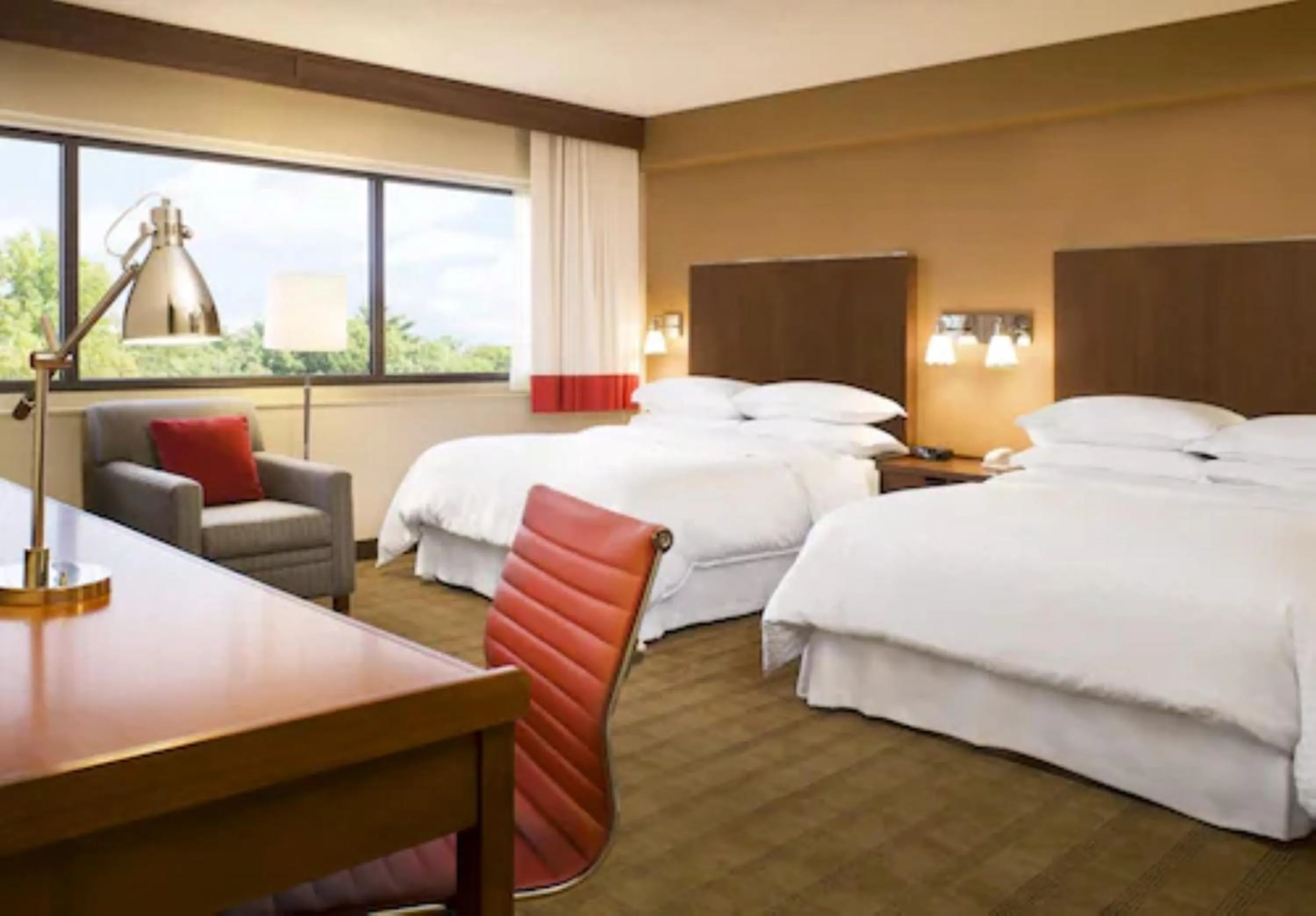 Bedroom, Bed in Four Points by Sheraton Edmundston Hotel & Conference Center