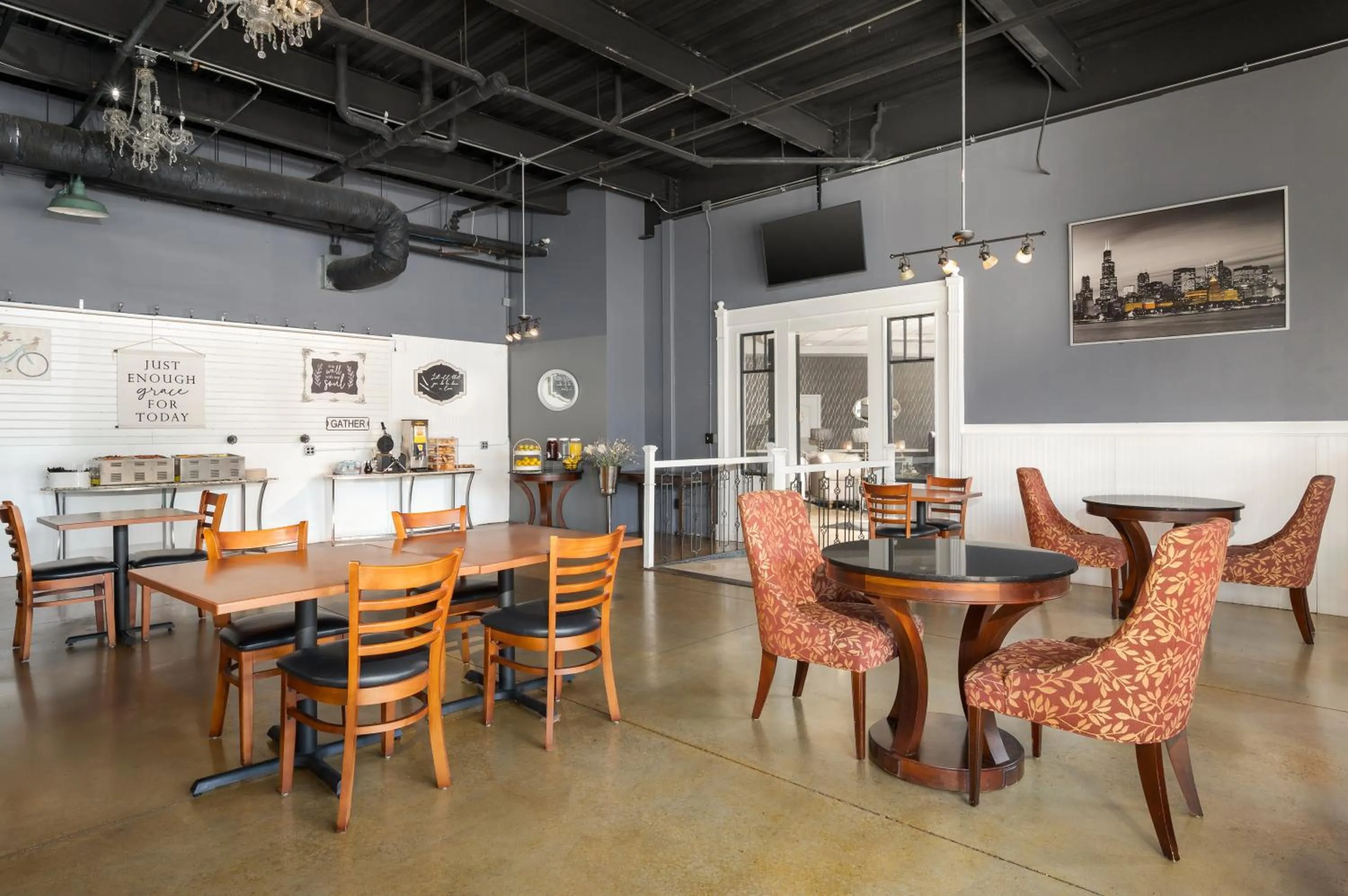 Breakfast in The Inn On Sheridan