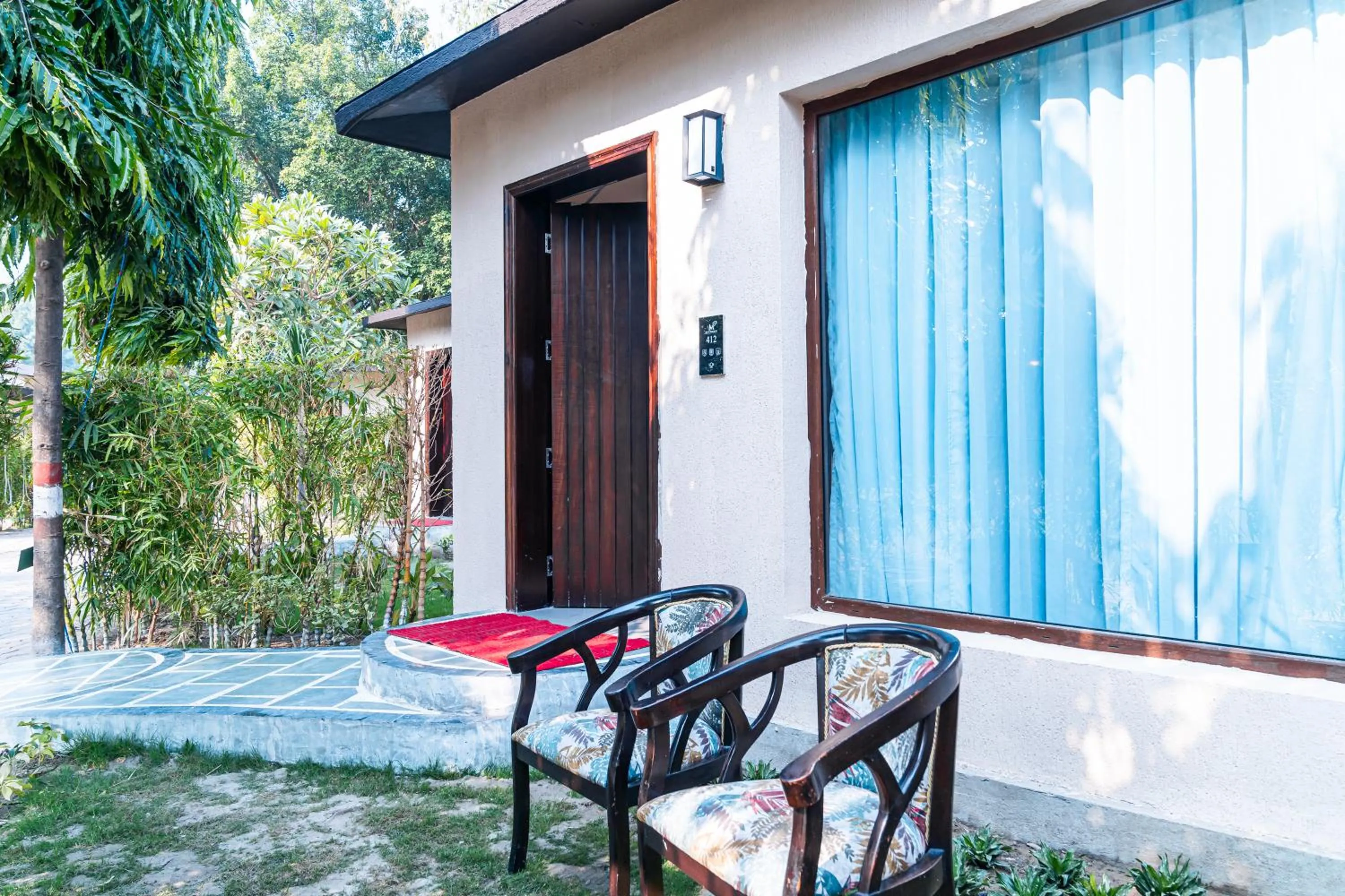 Property building in Manu Maharani Resort