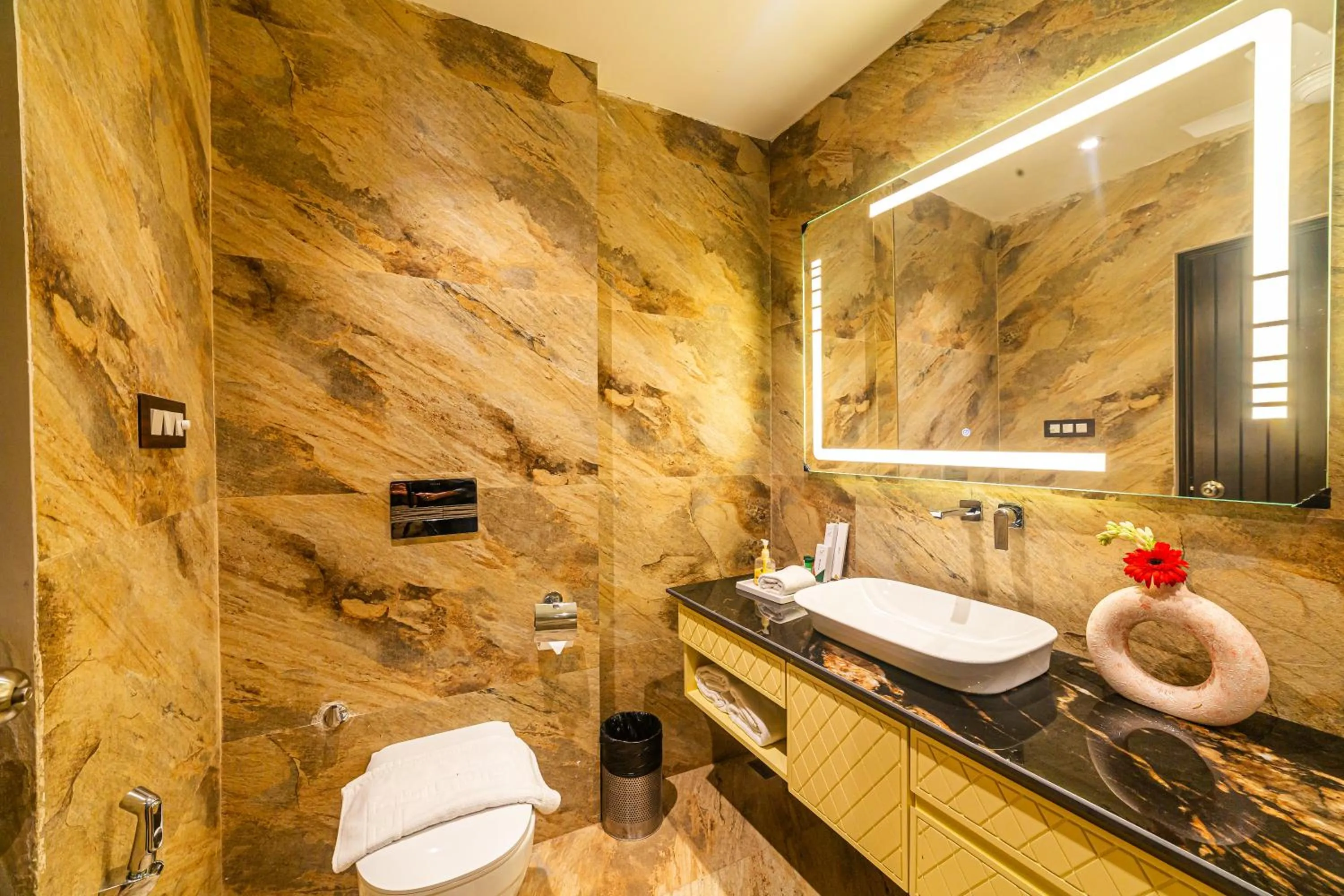 Bathroom in Manu Maharani Resort