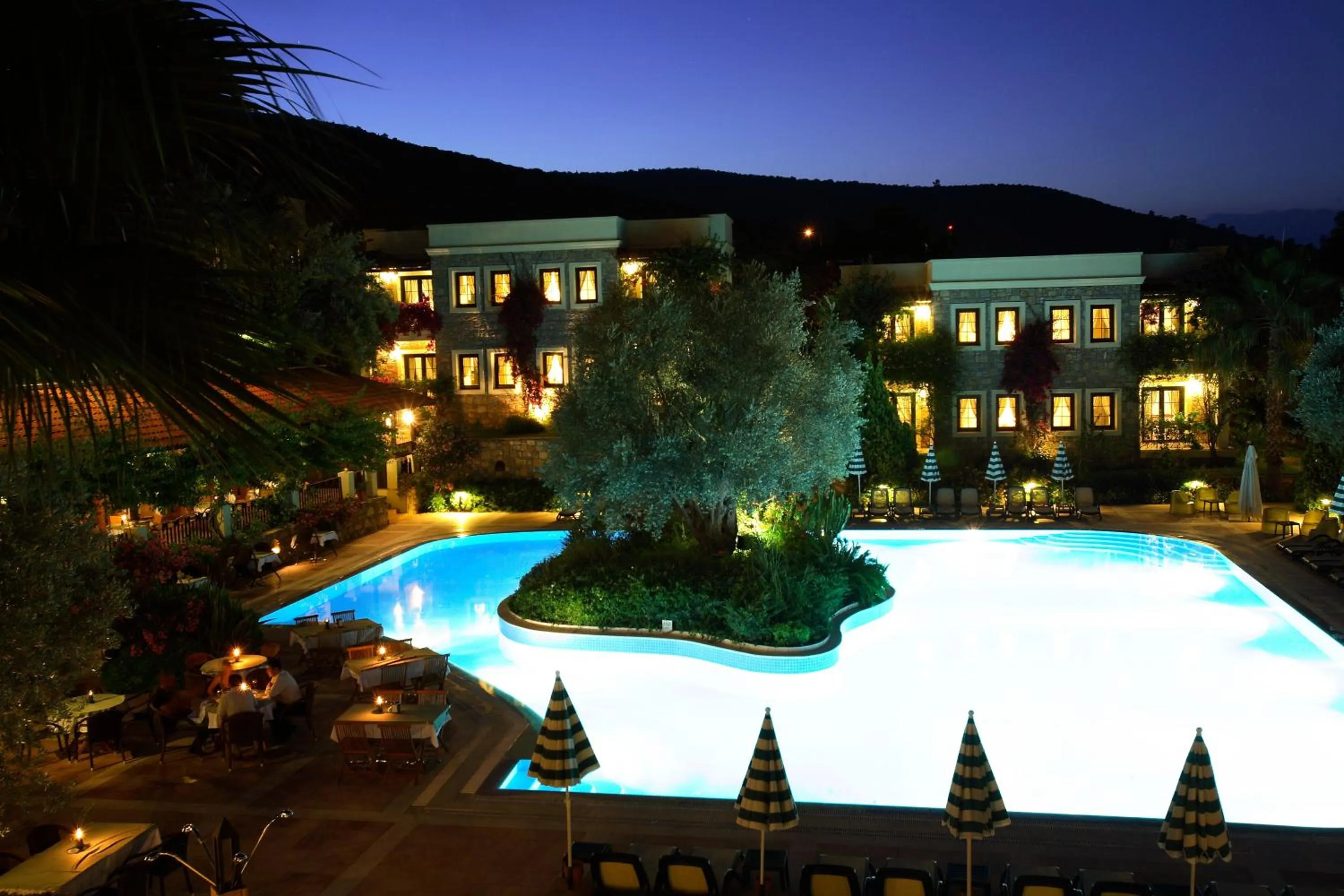 Pool view in Zeytinada Hotel