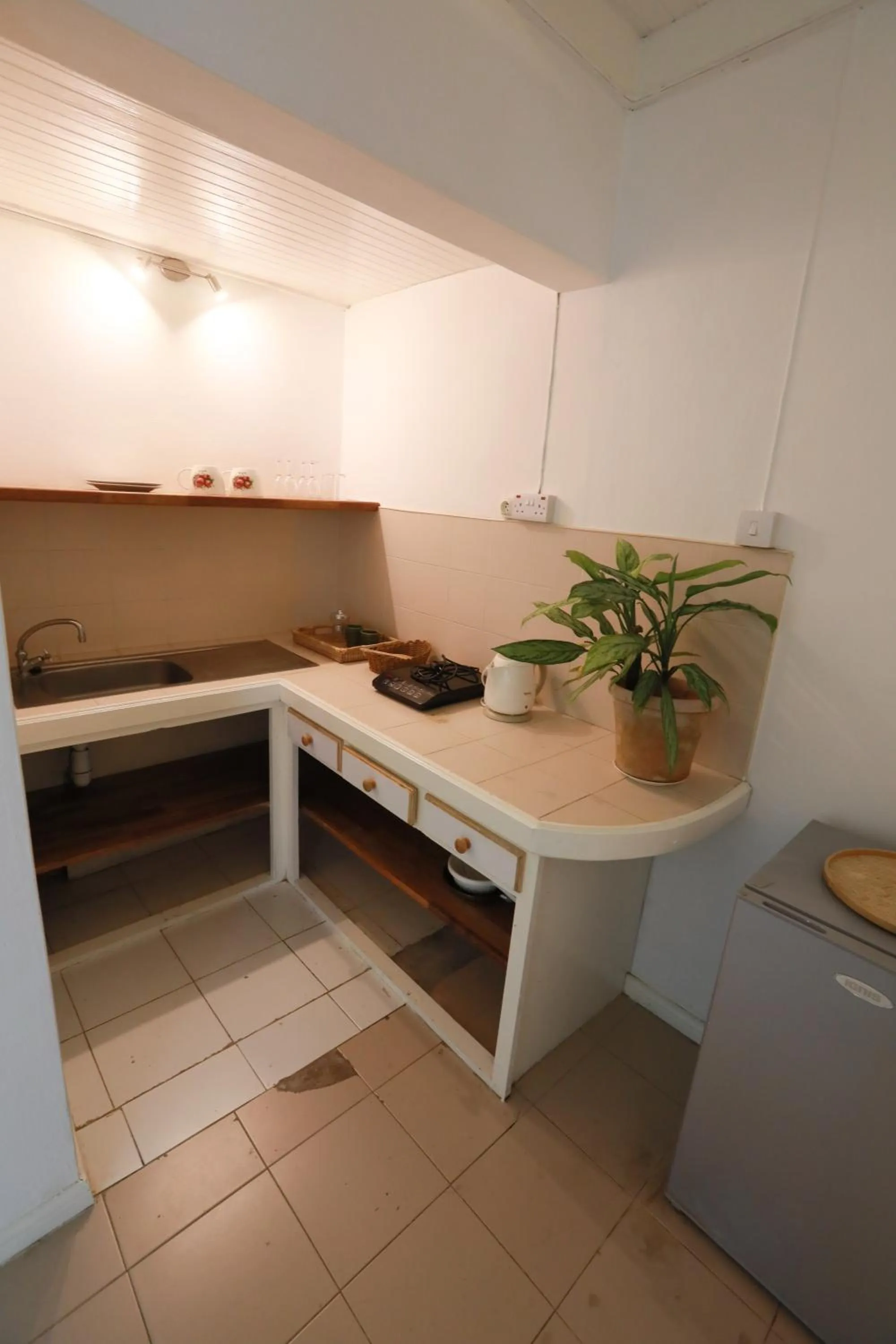 Kitchen or kitchenette in Chantauvent Guest House