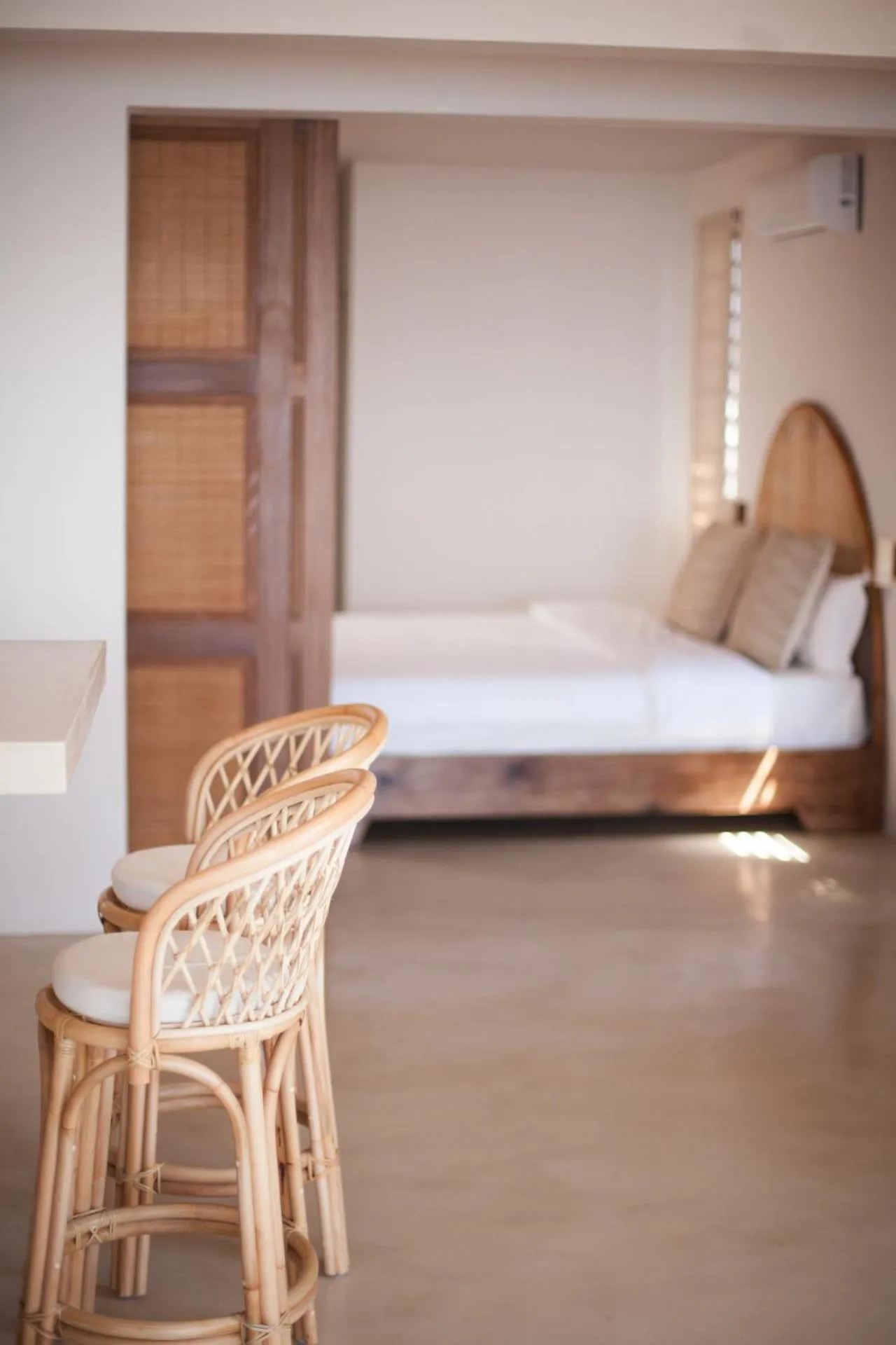 Seating area, Bed in Chantauvent Guest House