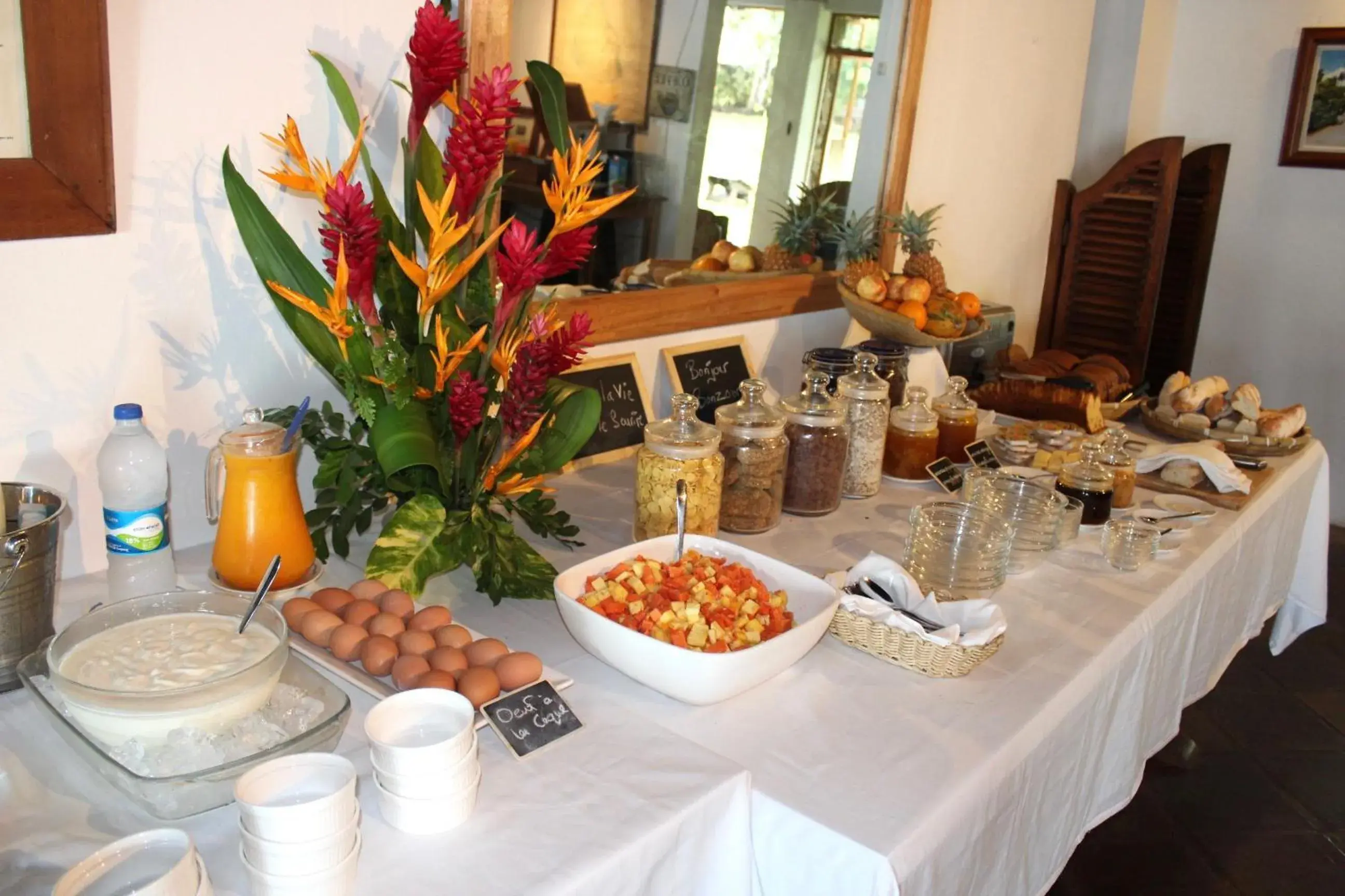 Continental breakfast in Chantauvent Guest House Continental breakfast in Chantauvent Guest House