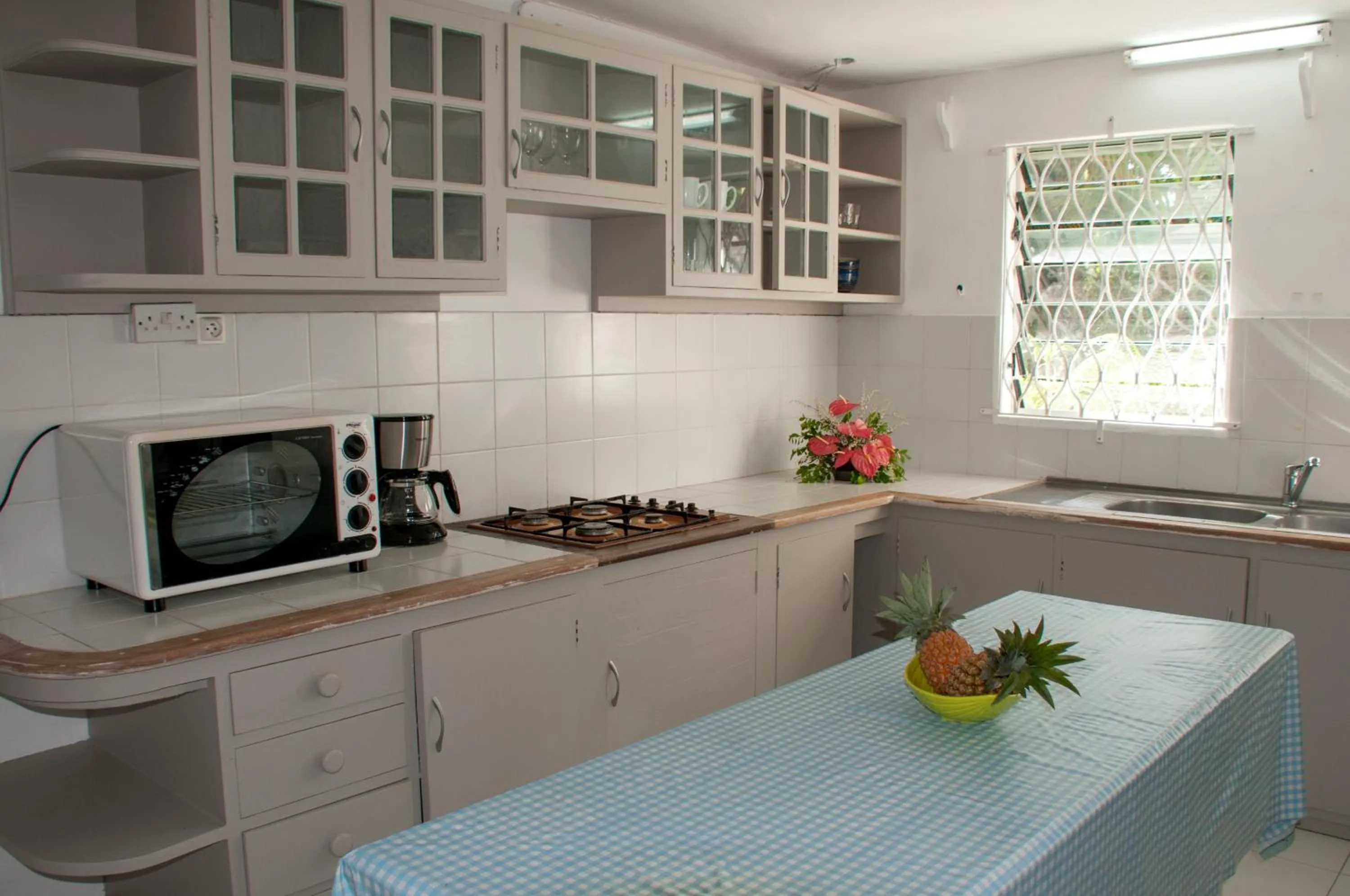 Kitchen or kitchenette in Chantauvent Guest House