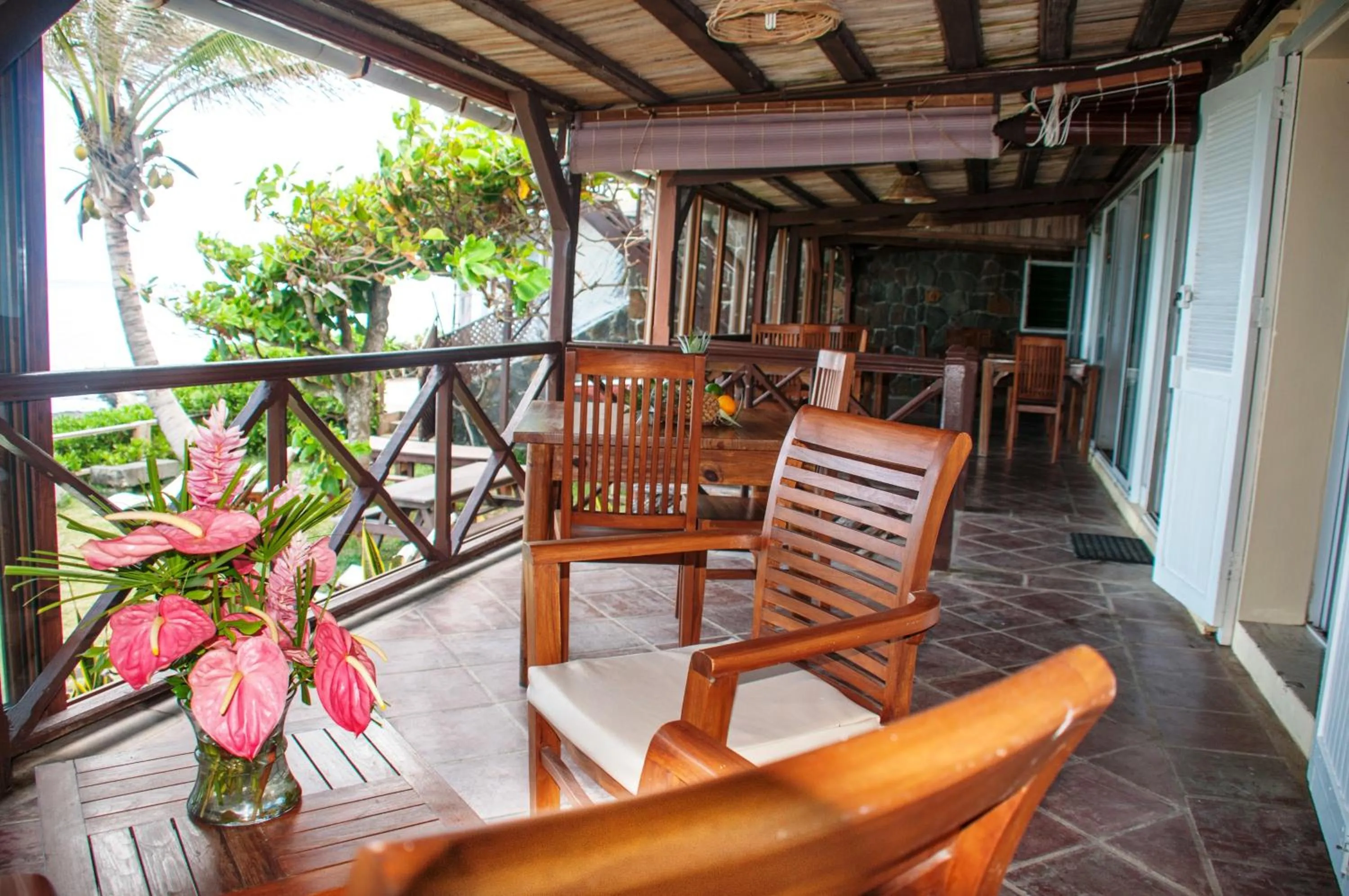 Patio in Chantauvent Guest House