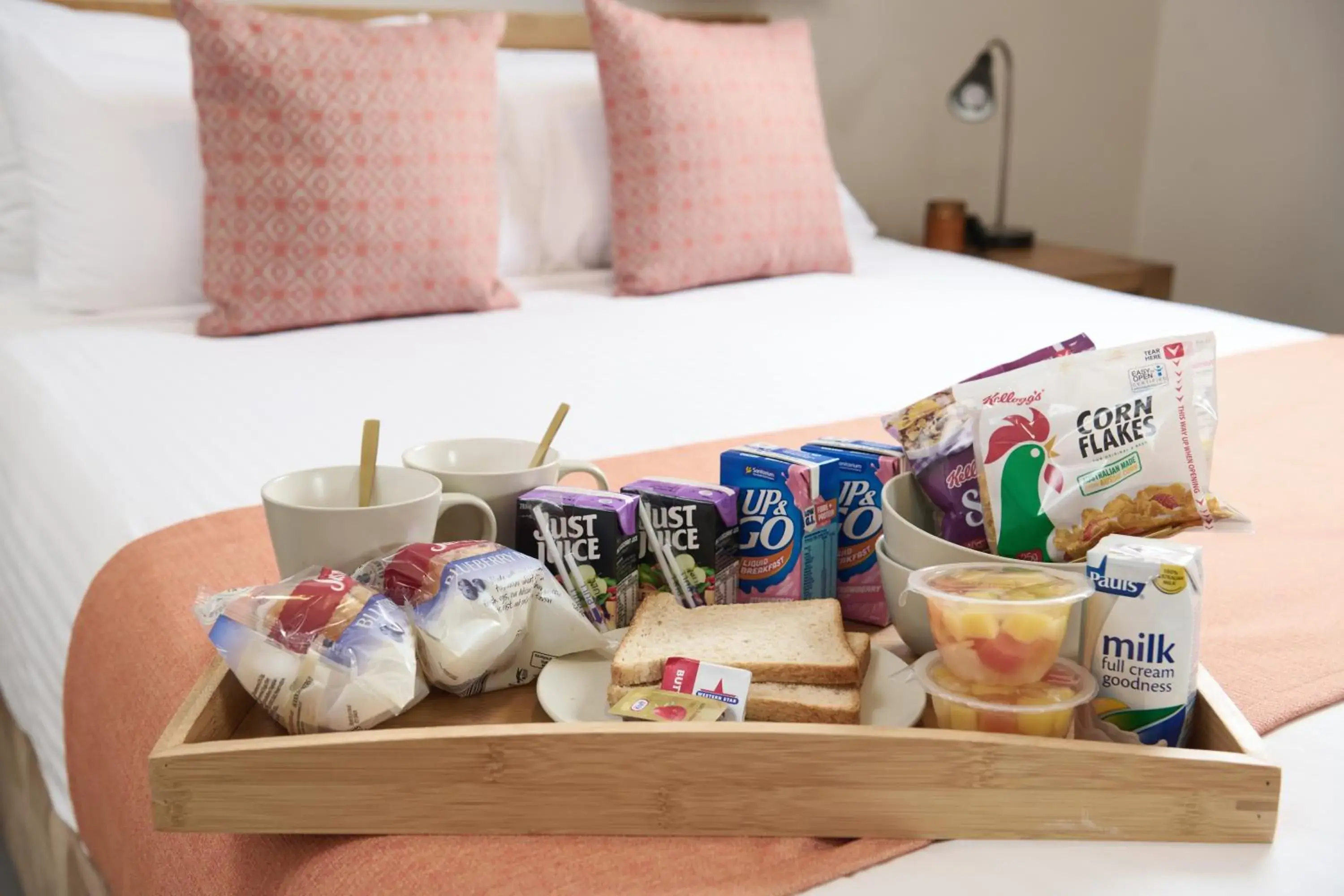 Breakfast, Bed in Airport Apartments by Vetroblu Breakfast, Bed in Airport Apartments by Vetroblu