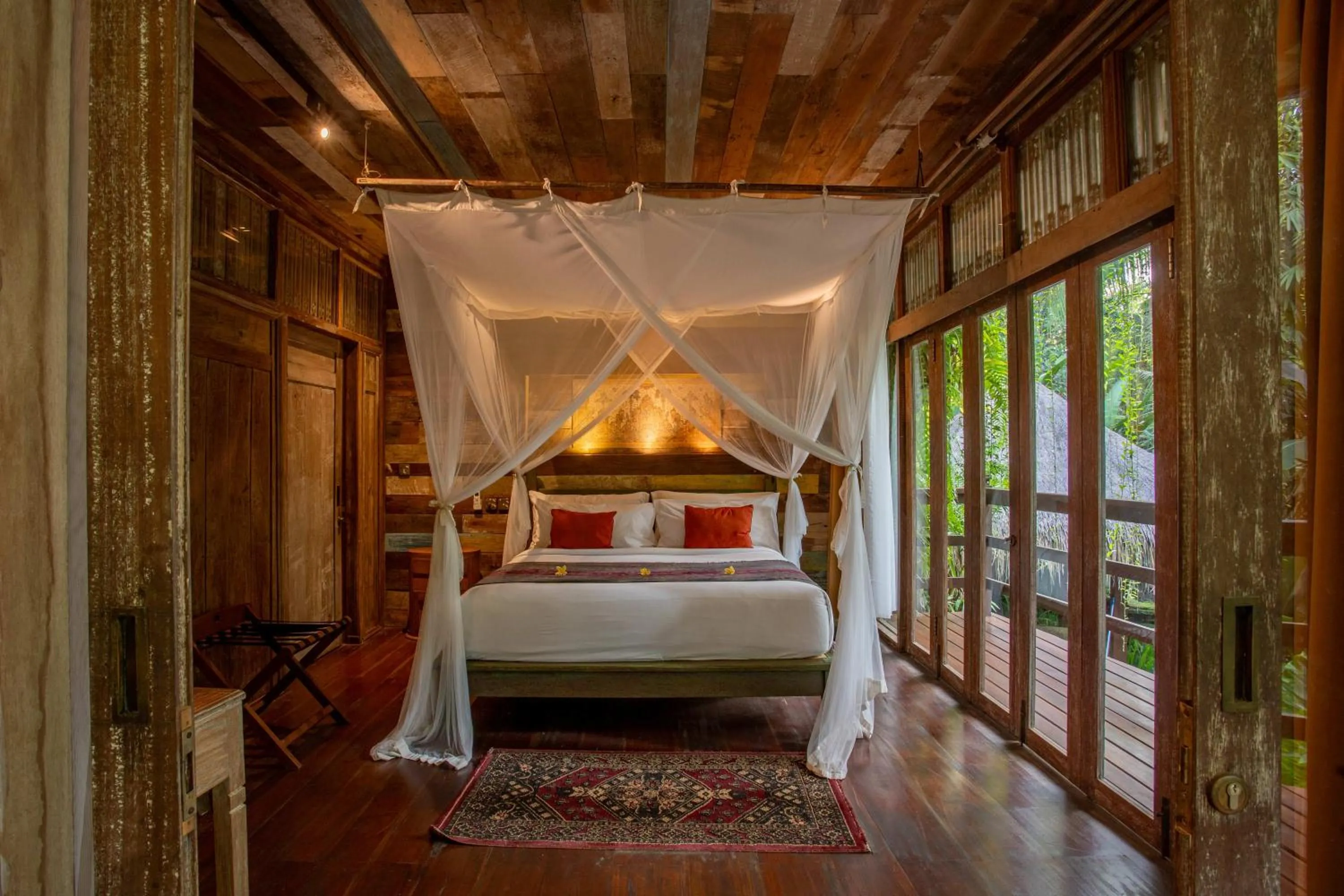 Bed in Aryaswara Villa Ubud