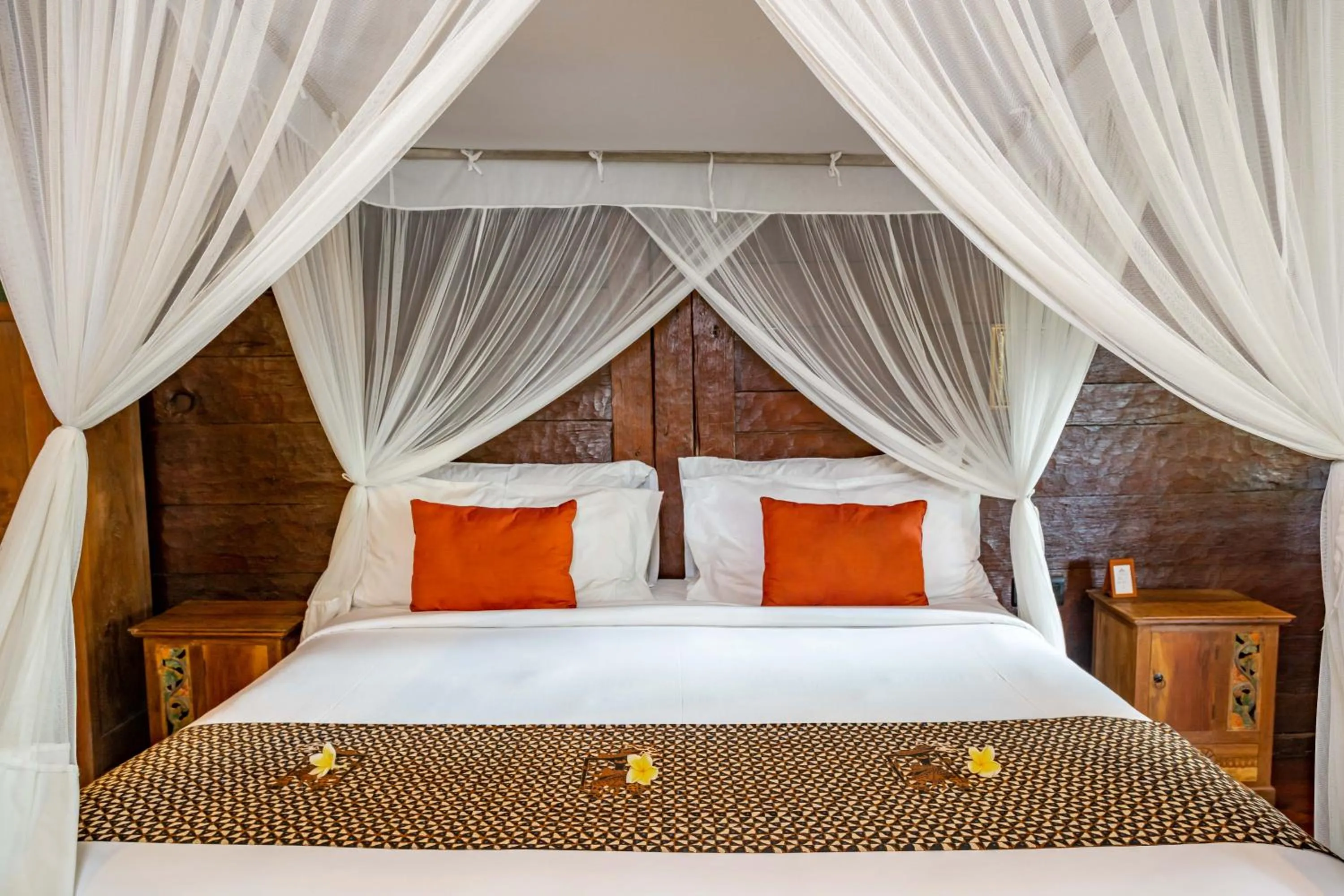 Bed in Aryaswara Villa Ubud