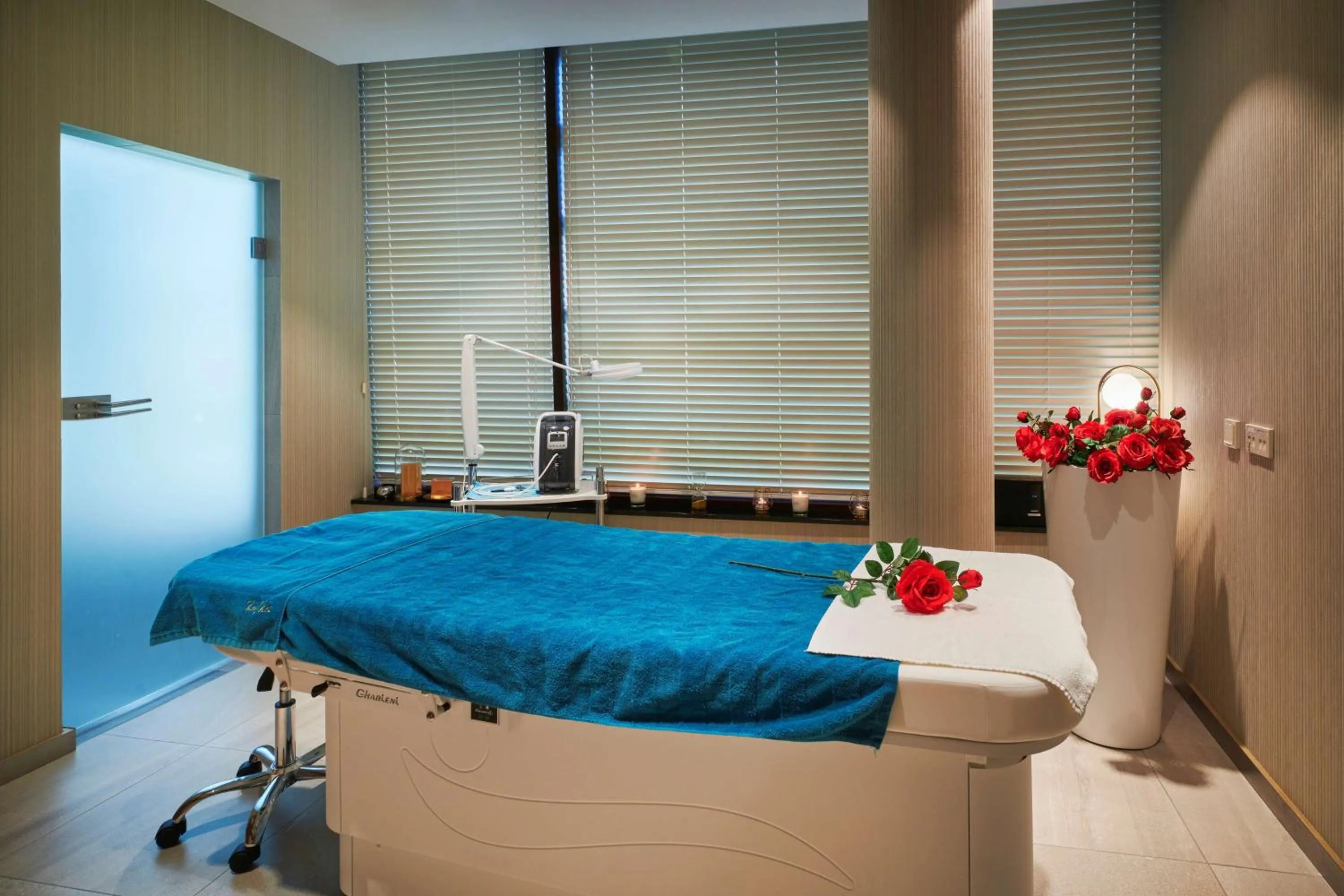 Spa and wellness centre/facilities in Radisson Blu Hotel & Residences