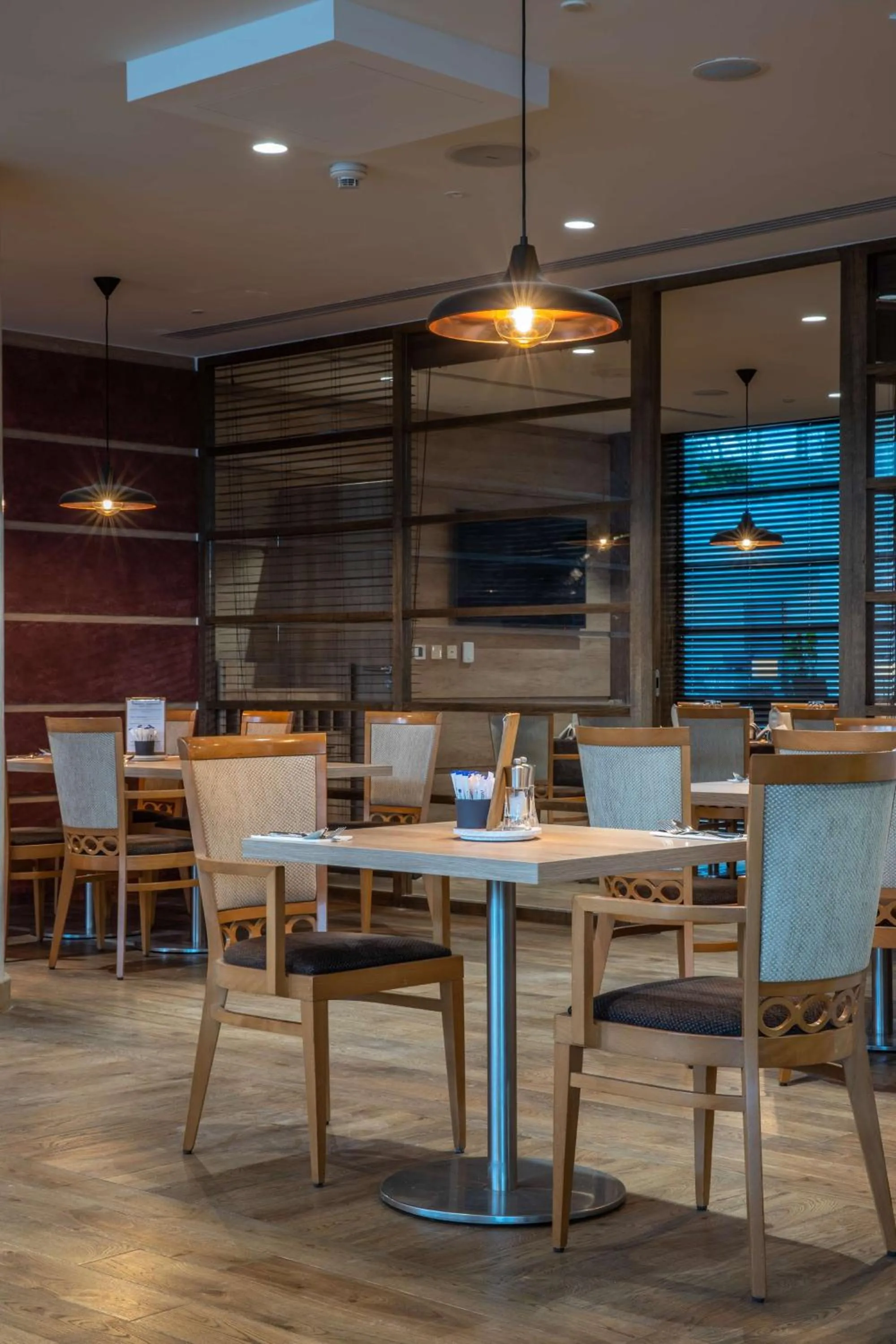 Restaurant/places to eat in Radisson Blu Hotel & Residences