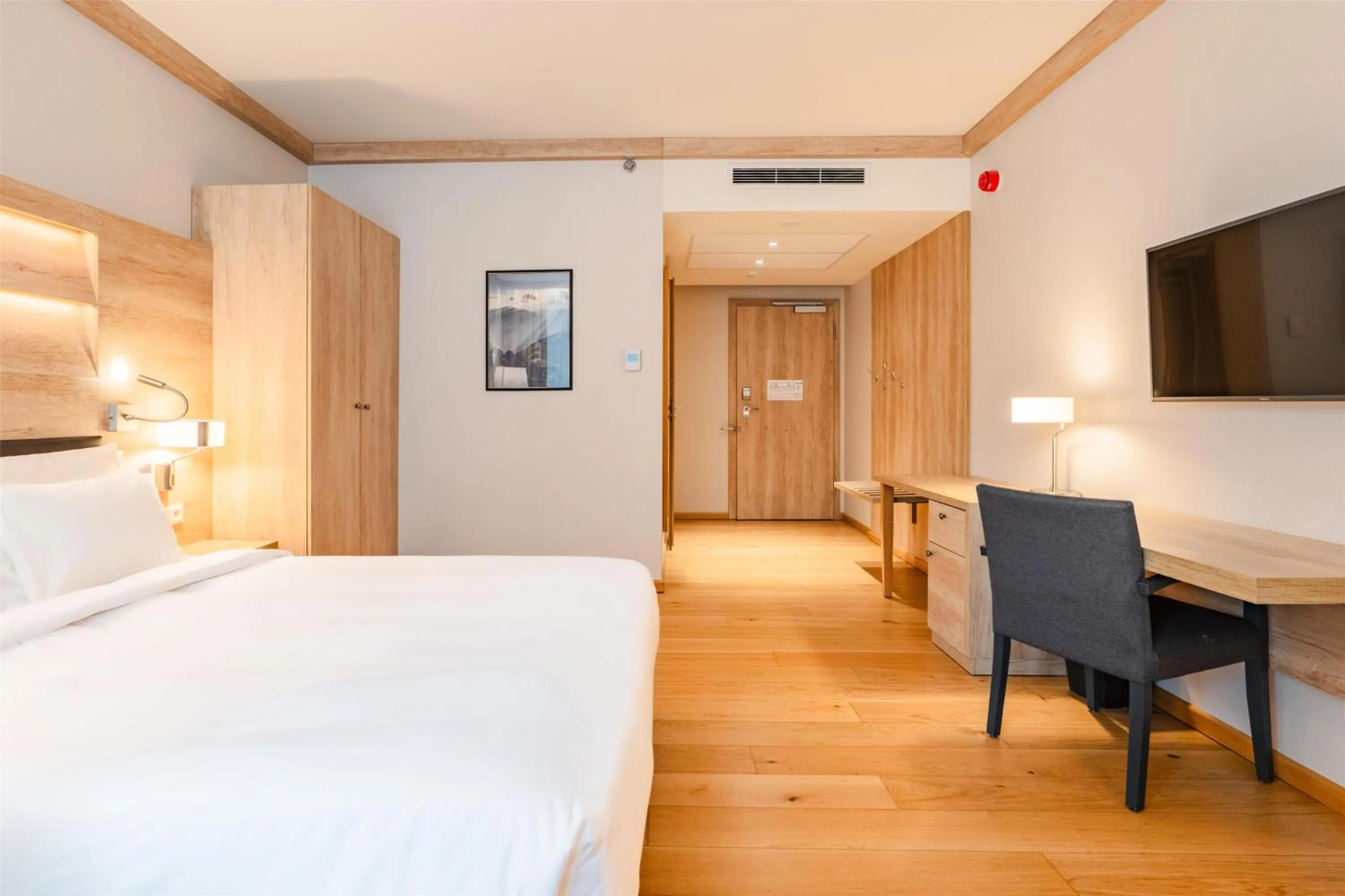 Bedroom, Bed in Radisson Blu Hotel & Residences