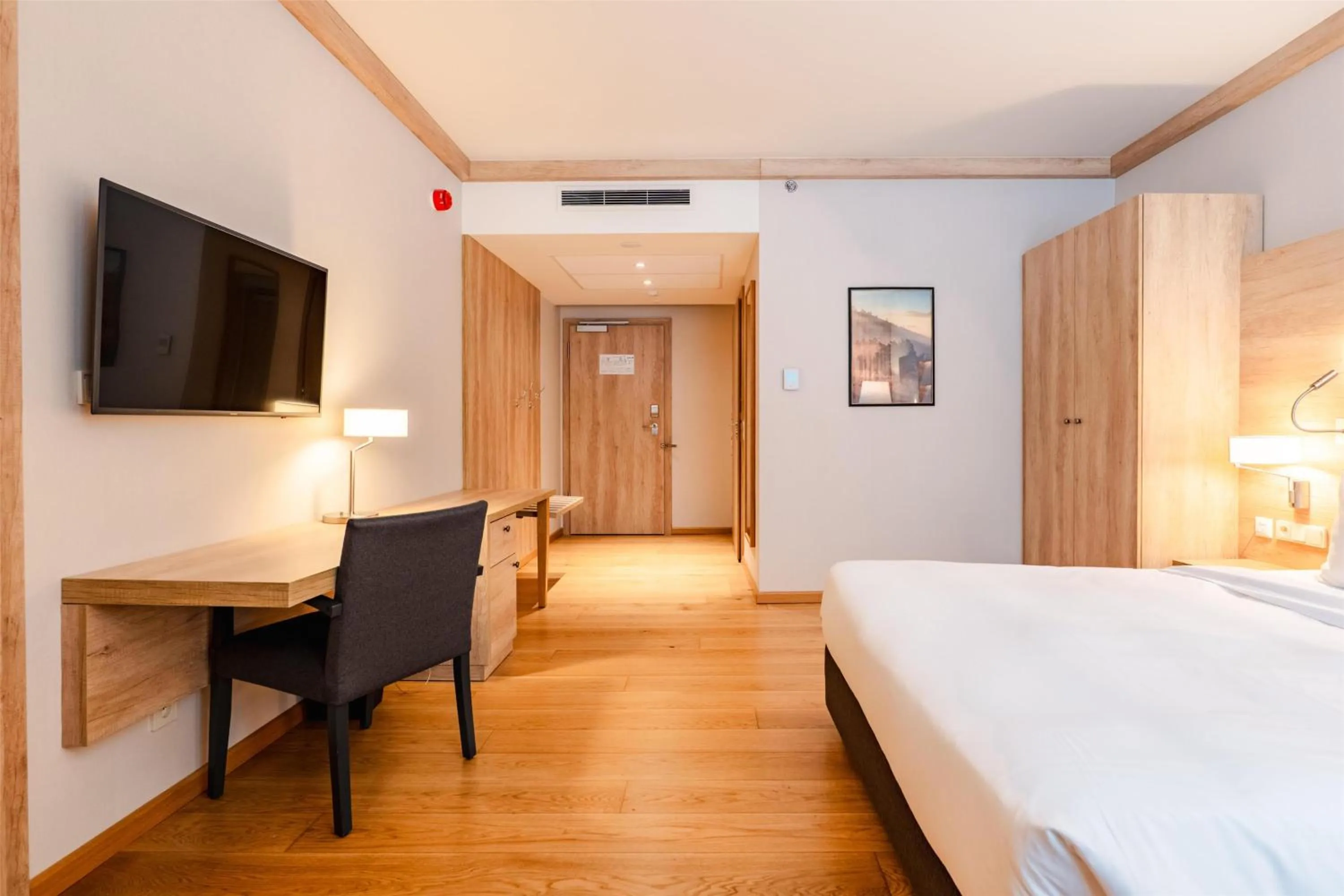 Bedroom, Bed in Radisson Blu Hotel & Residences