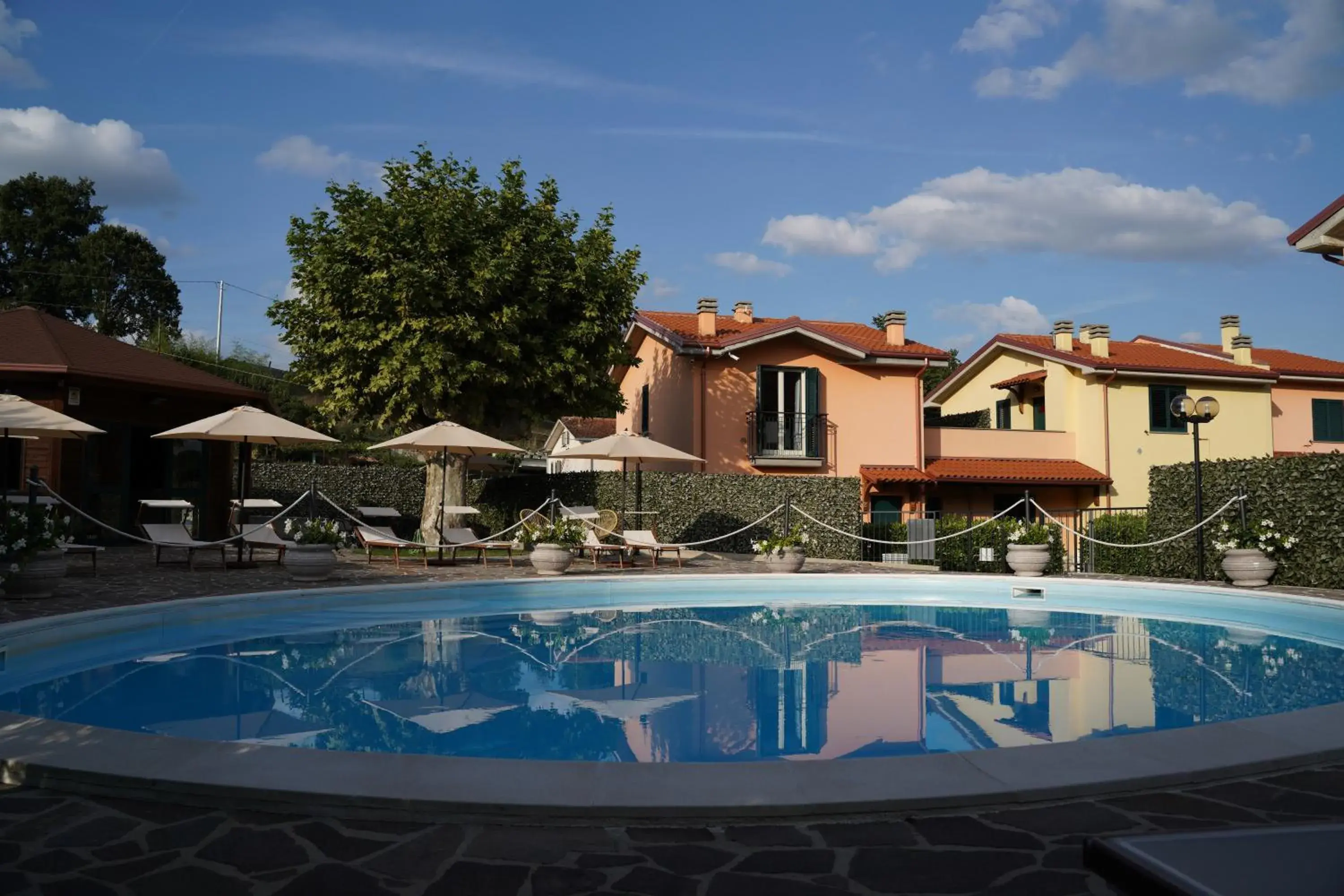 esiloM Aparthotel esiloM Aparthotel