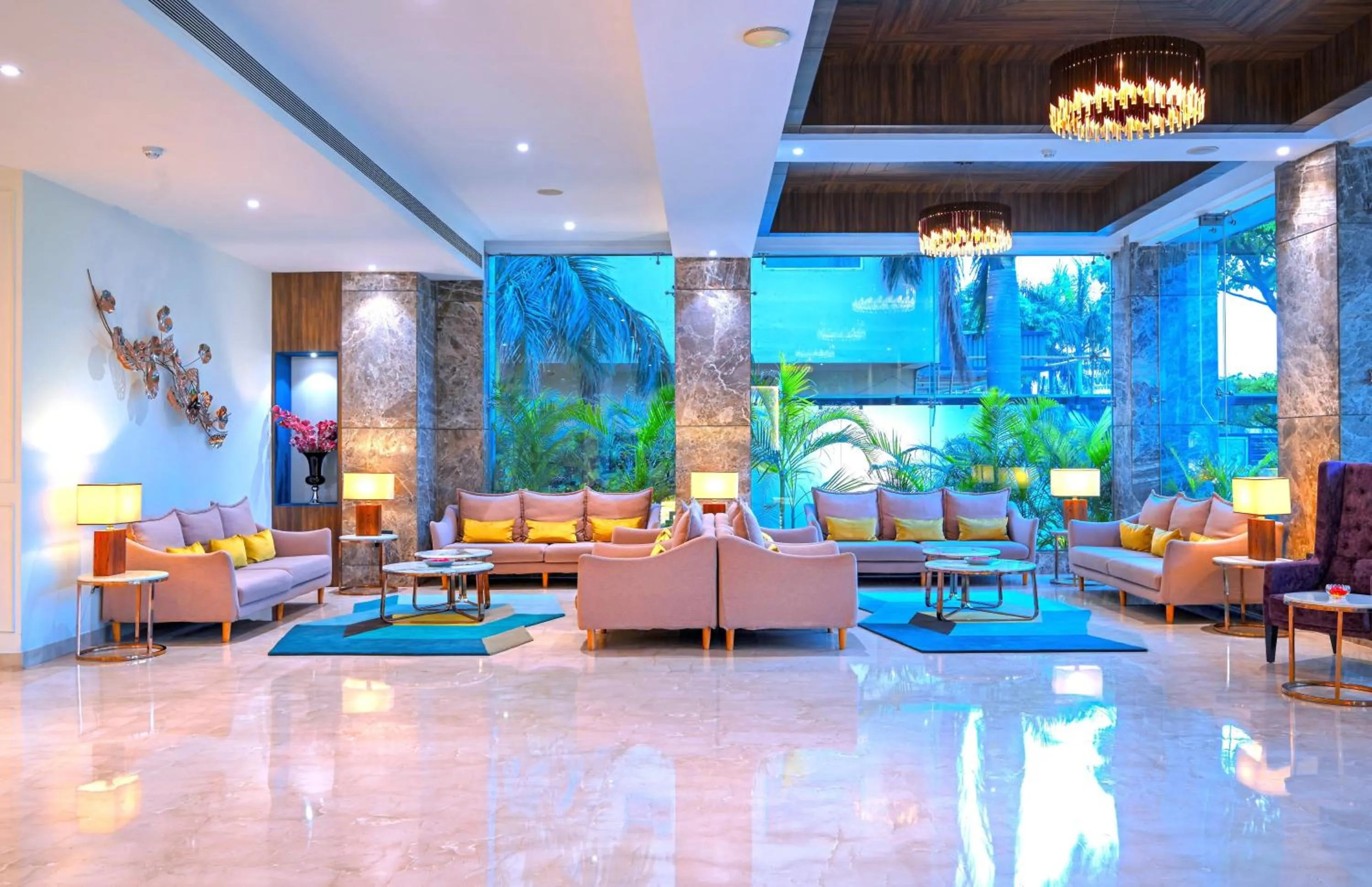 Lobby or reception in Hotel Royale Regent