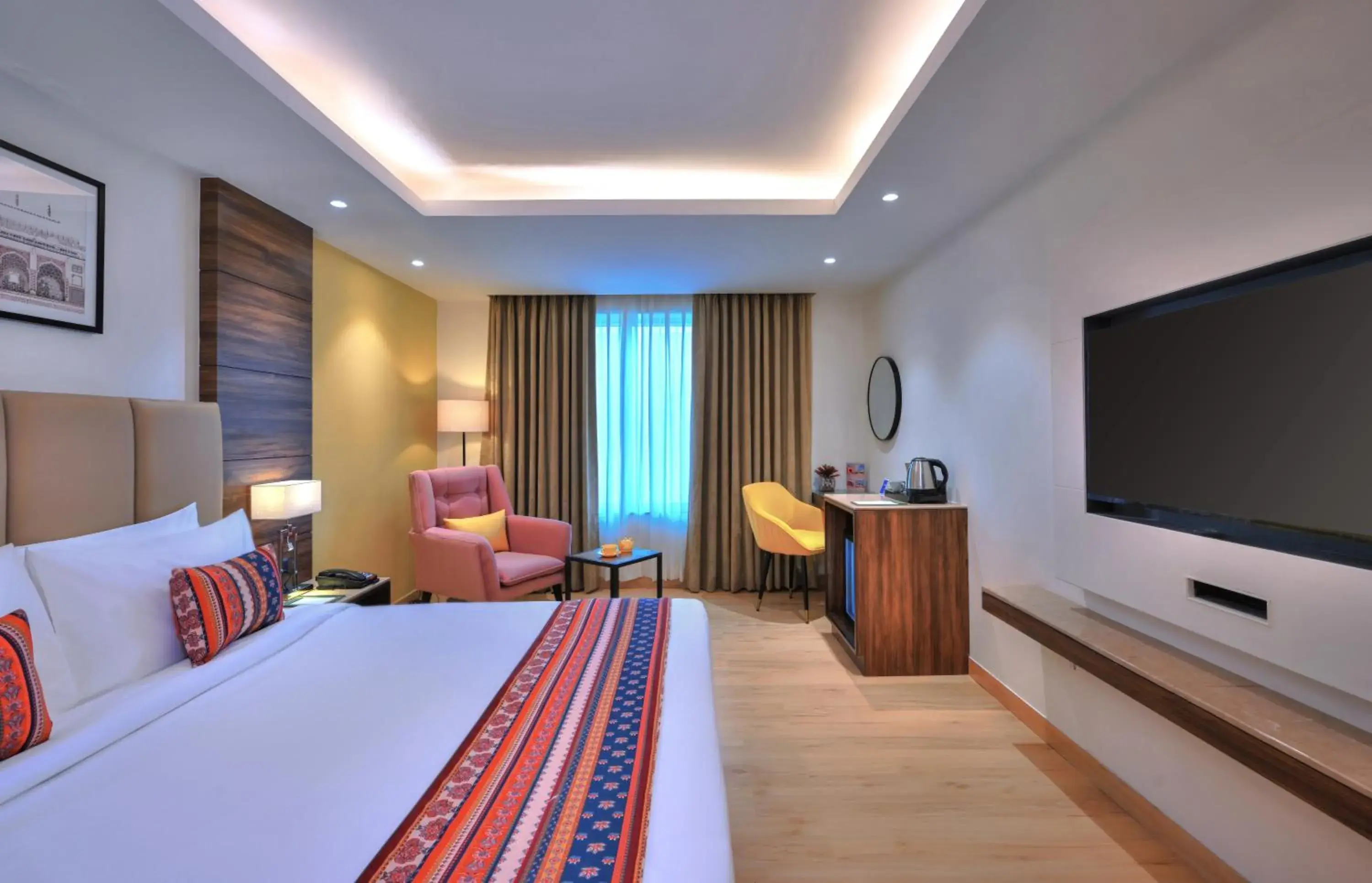 Deluxe Double Room - single occupancy in Golden Tulip Agra Deluxe Double Room - single occupancy in Golden Tulip Agra