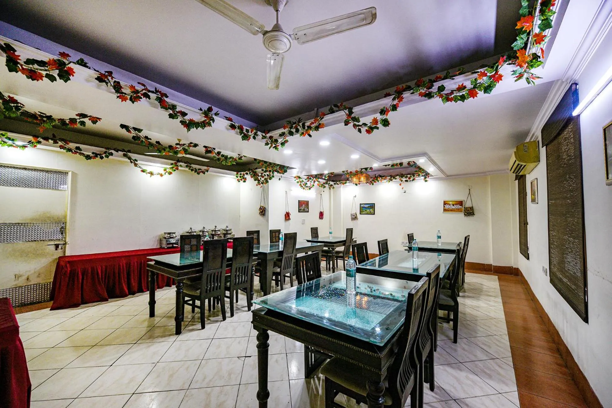 Restaurant/places to eat in FabExpress Swiss International - Nr Patel Nagar Metro
