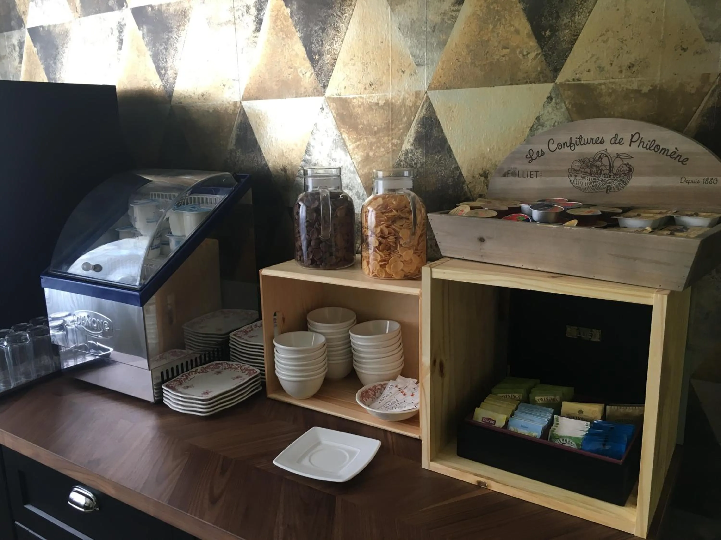 Breakfast in Hotel Victor Hugo