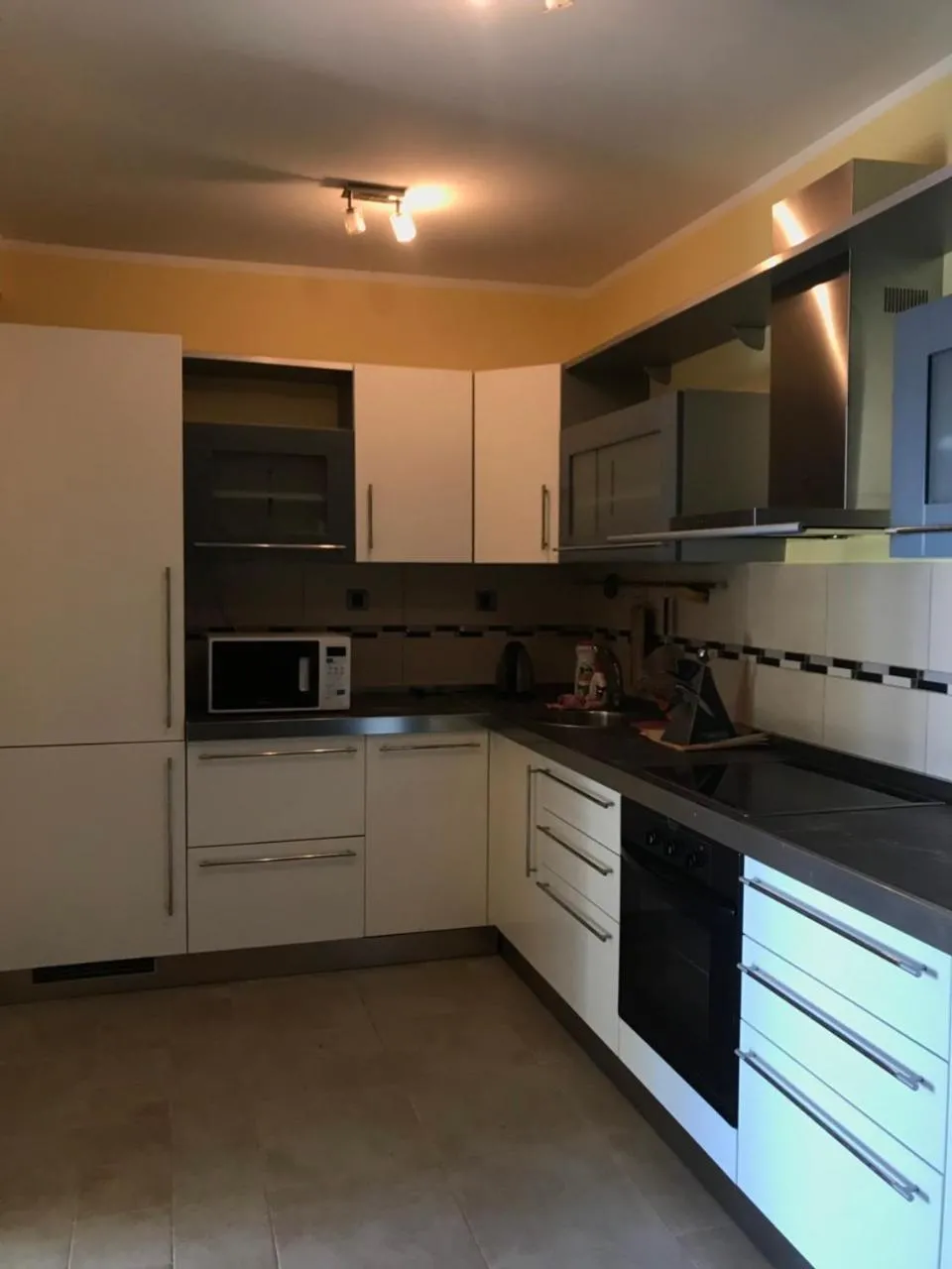 Kitchen or kitchenette in Mum's Apartment