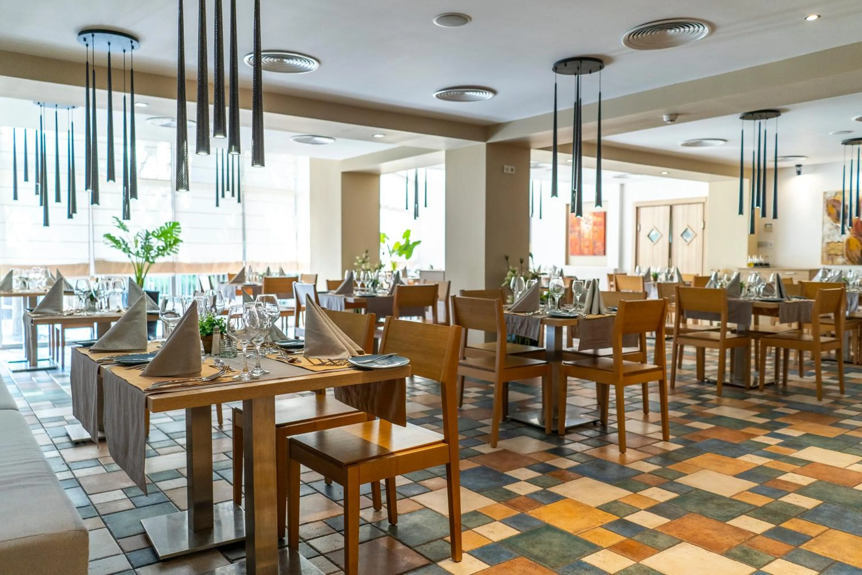 Restaurant/places to eat in HVD Viva Club Ultra All Inclusive - Private Beach & Free Parking