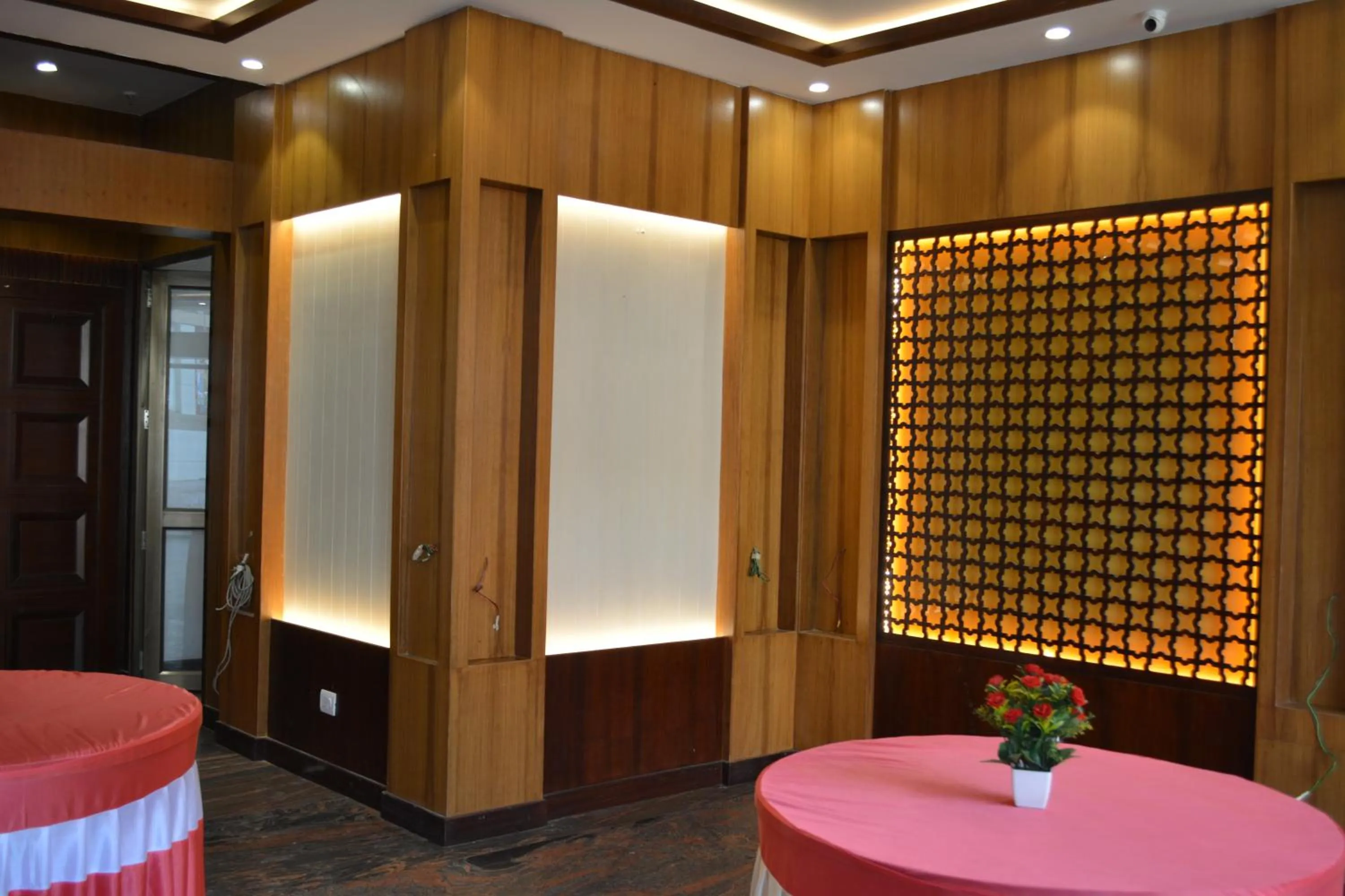 JJK Rukmini Vilas Hotel & Banquet