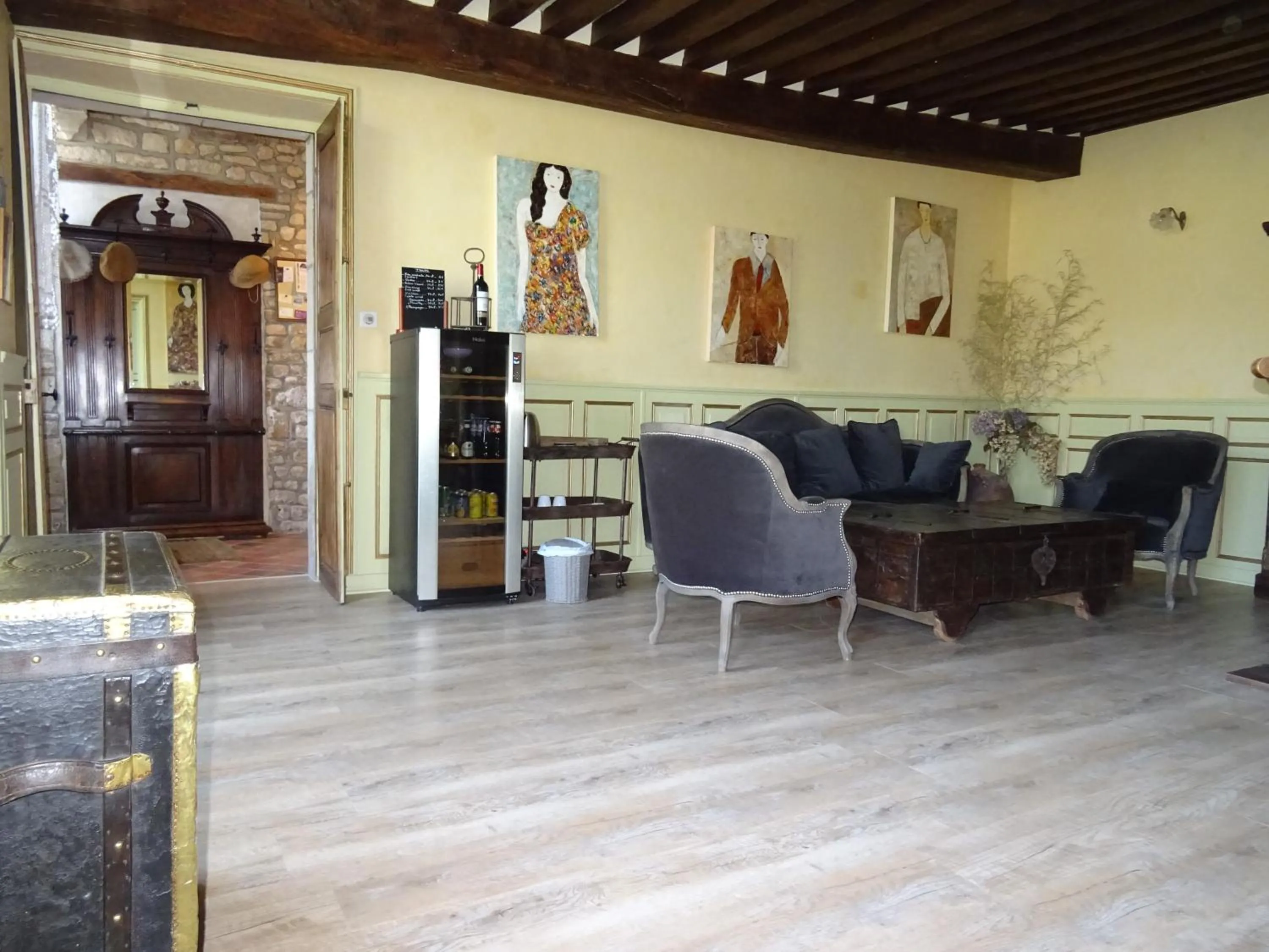 Living room in Manoir De Savigny