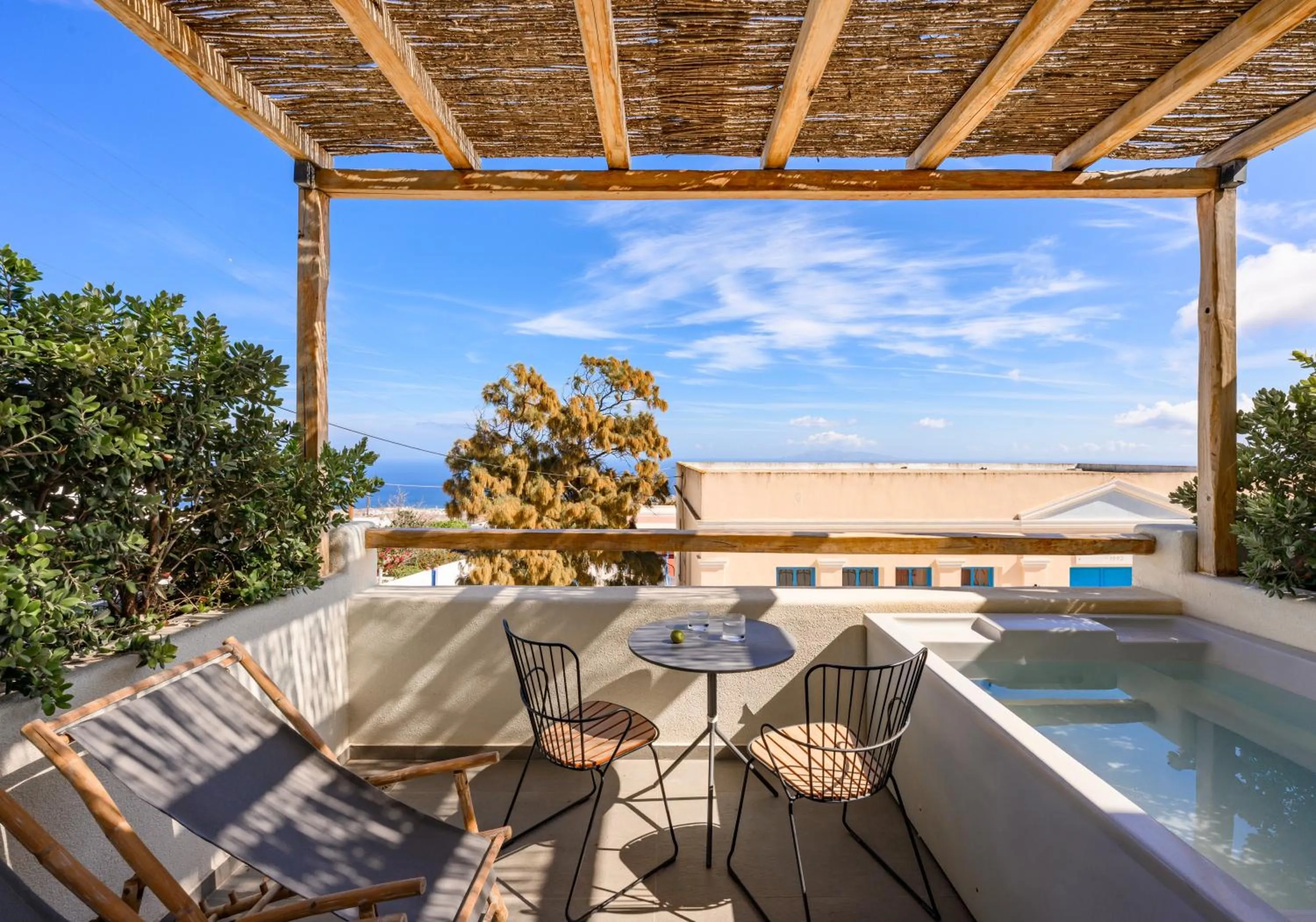 Patio in Lemon Suites Santorini