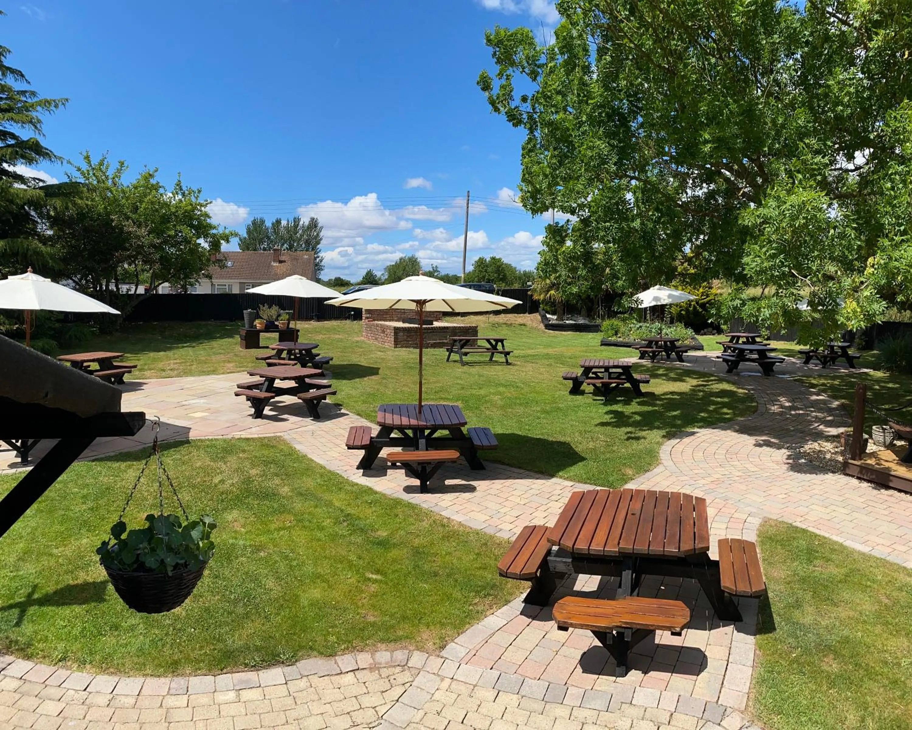 Garden view in The Congresbury Arms