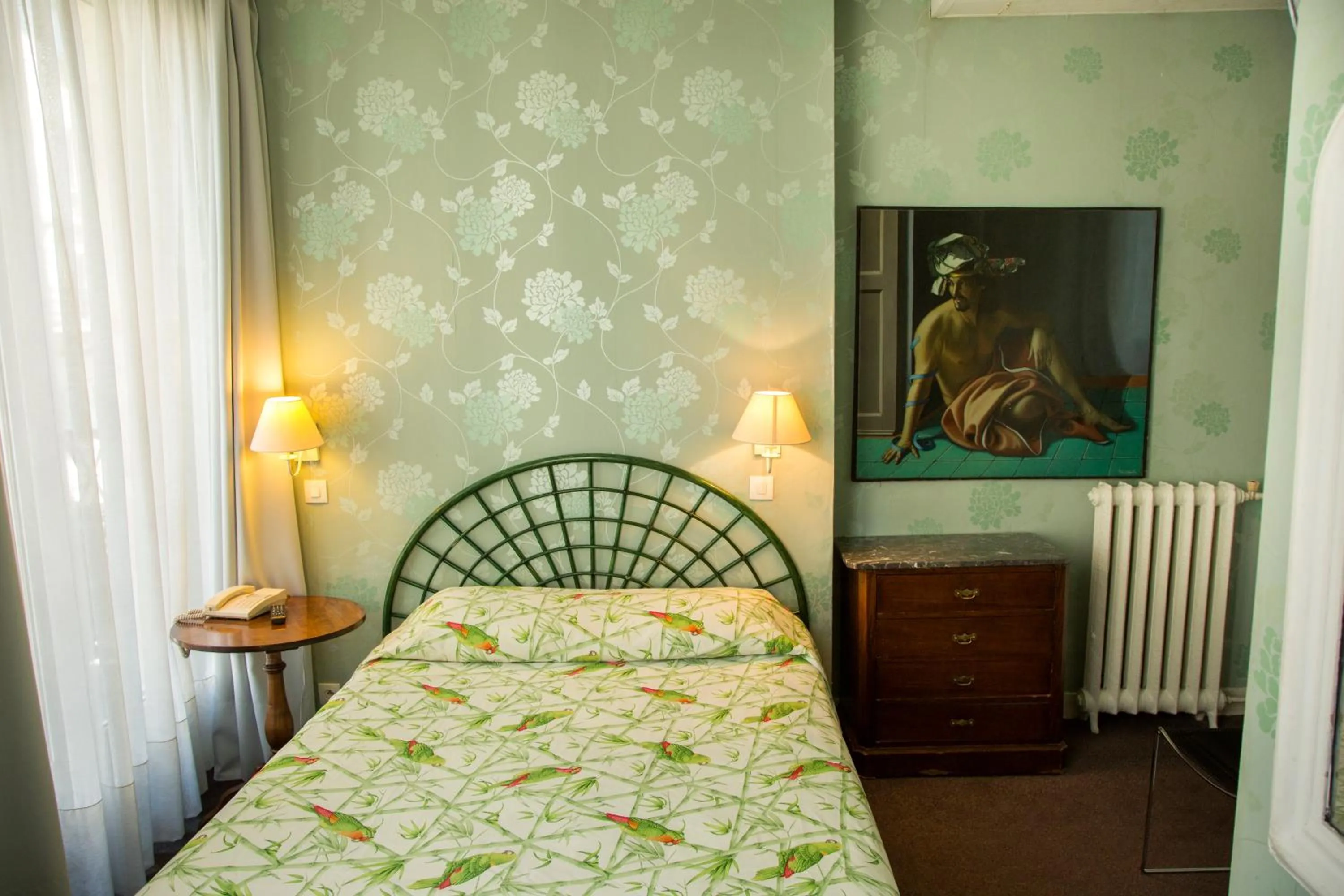 Bed, Room Photo in Hotel Agora