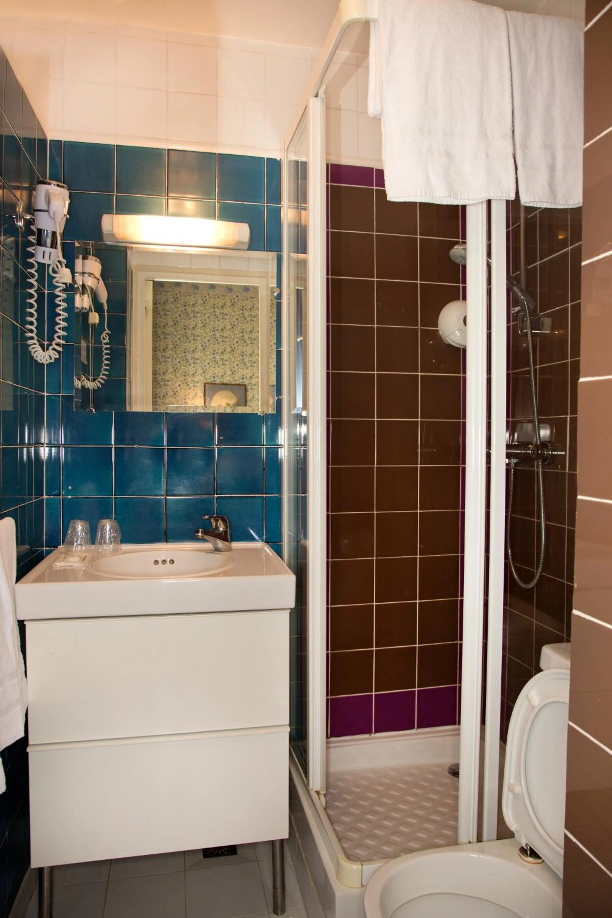 Bathroom in Hotel Agora