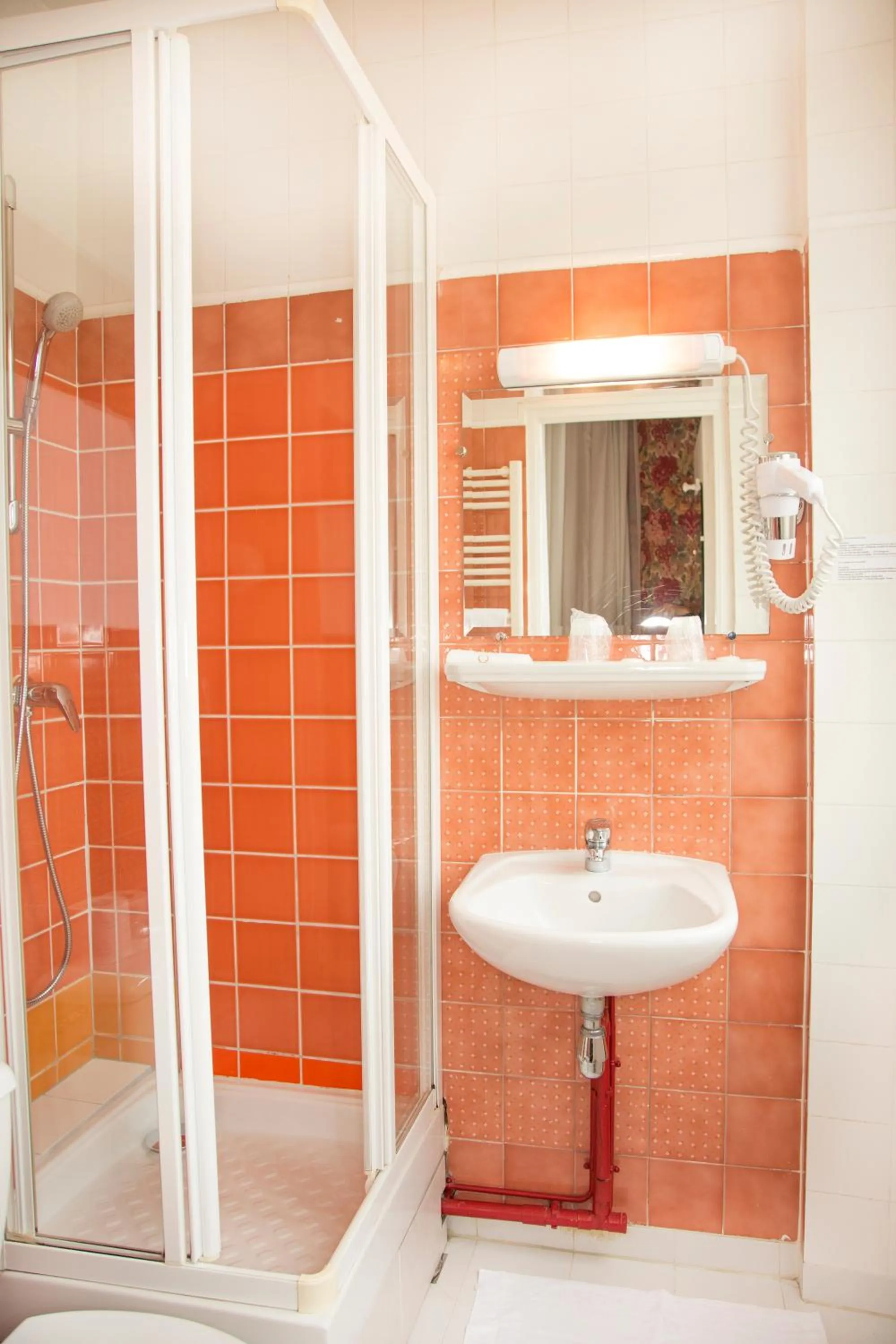 Bathroom in Hotel Agora