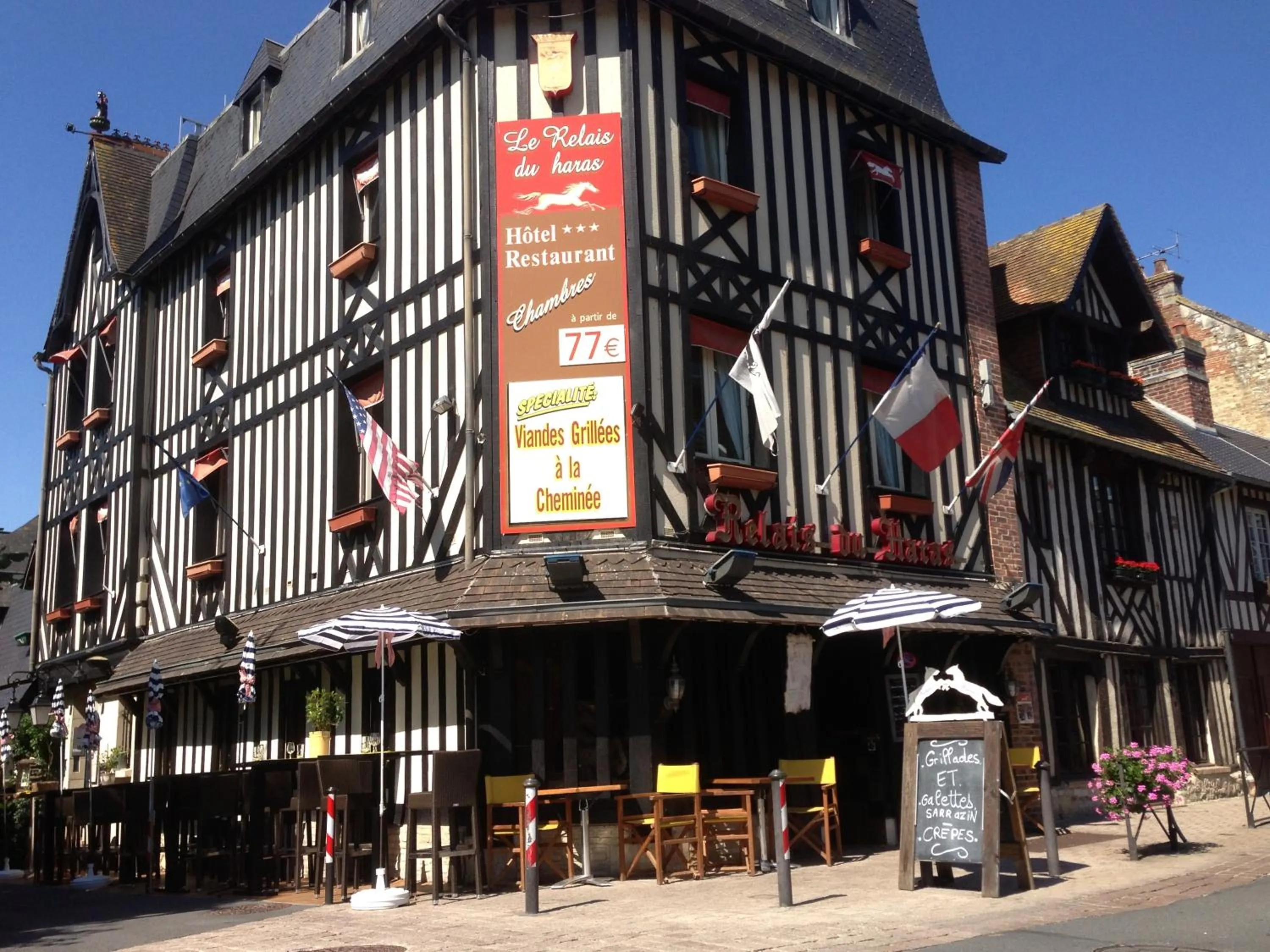 Property building in Le Relais Du Haras - Deauville