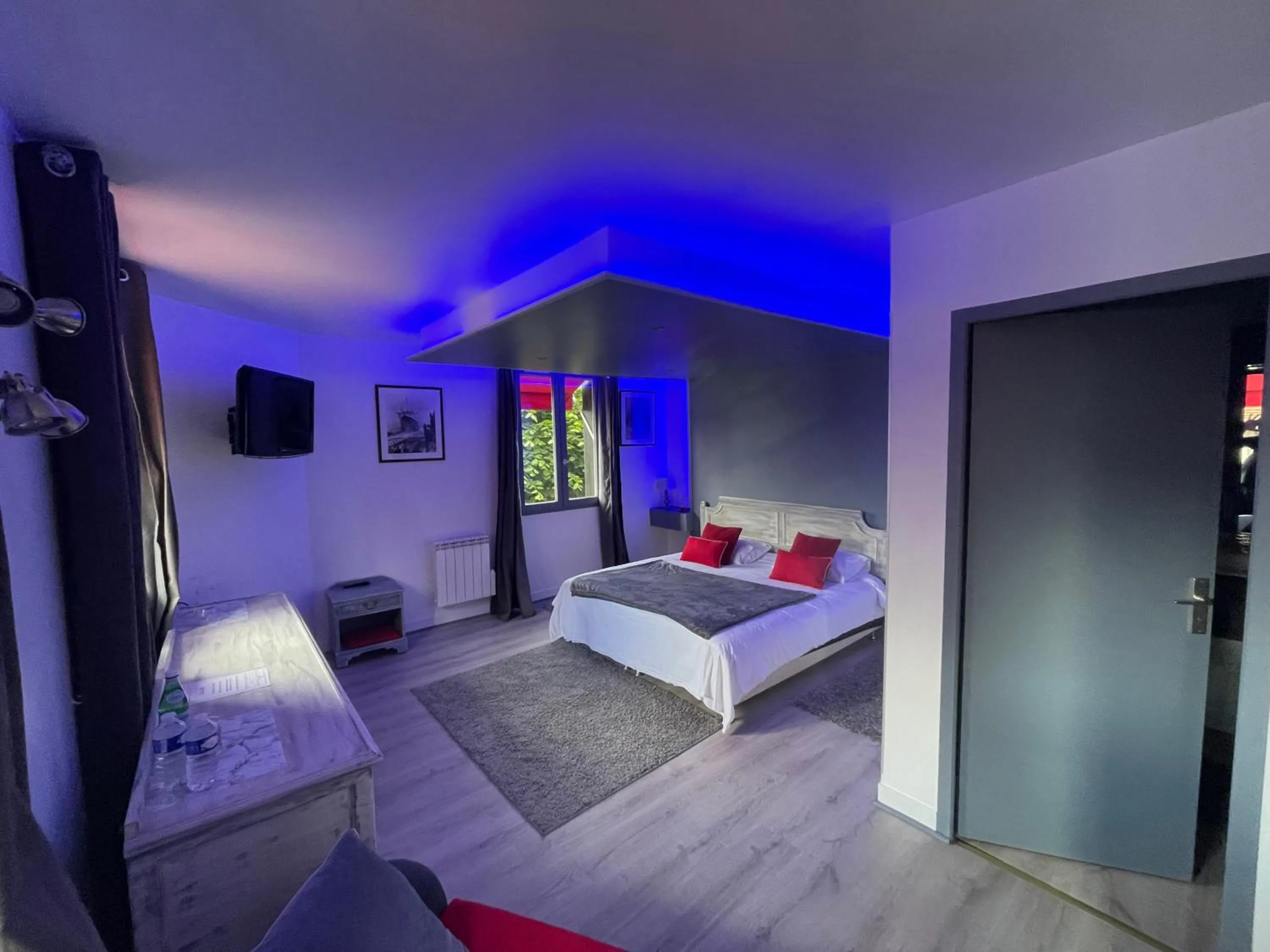Bed in Le Relais Du Haras - Deauville