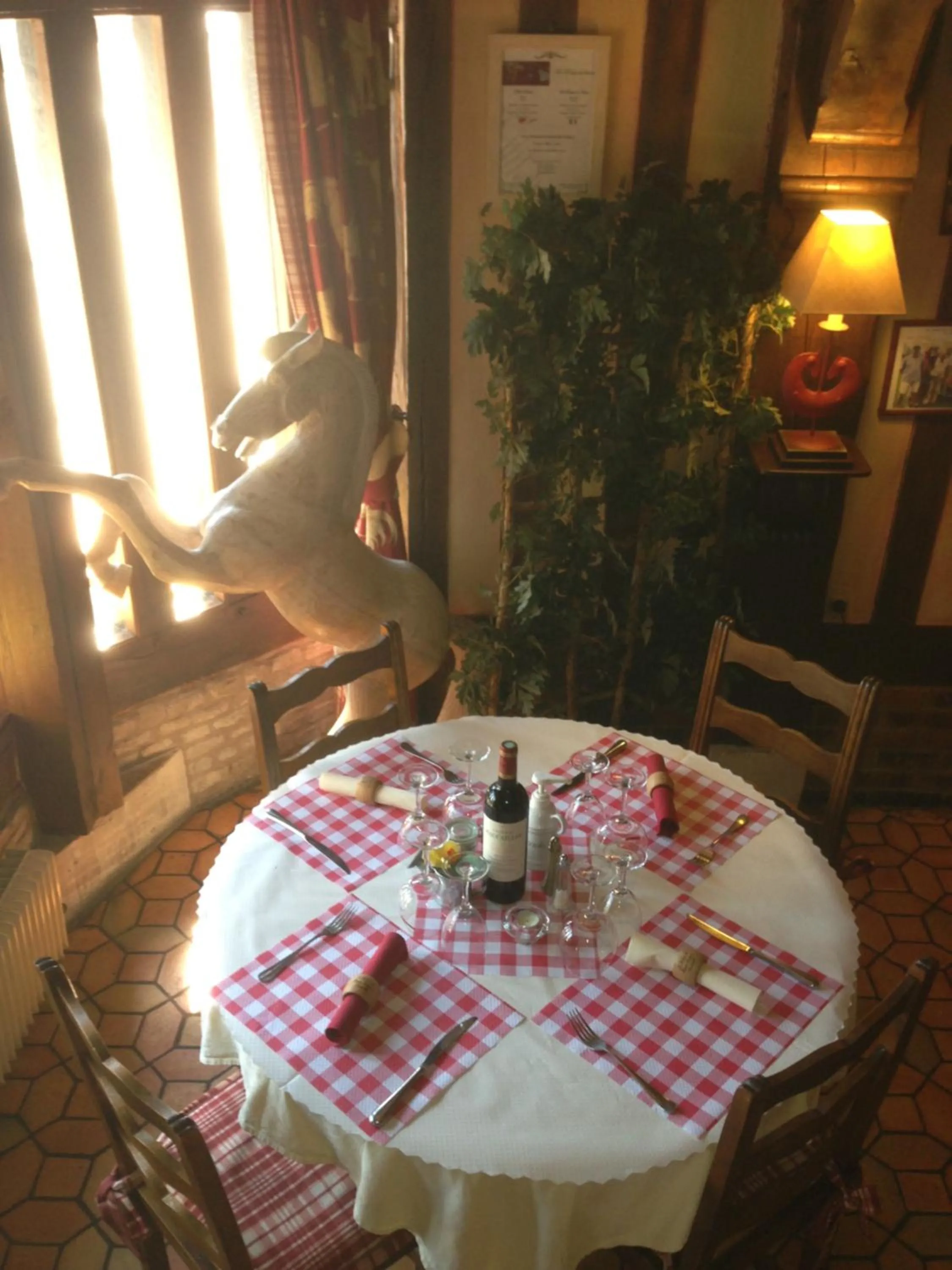 Lounge or bar in Le Relais Du Haras - Deauville
