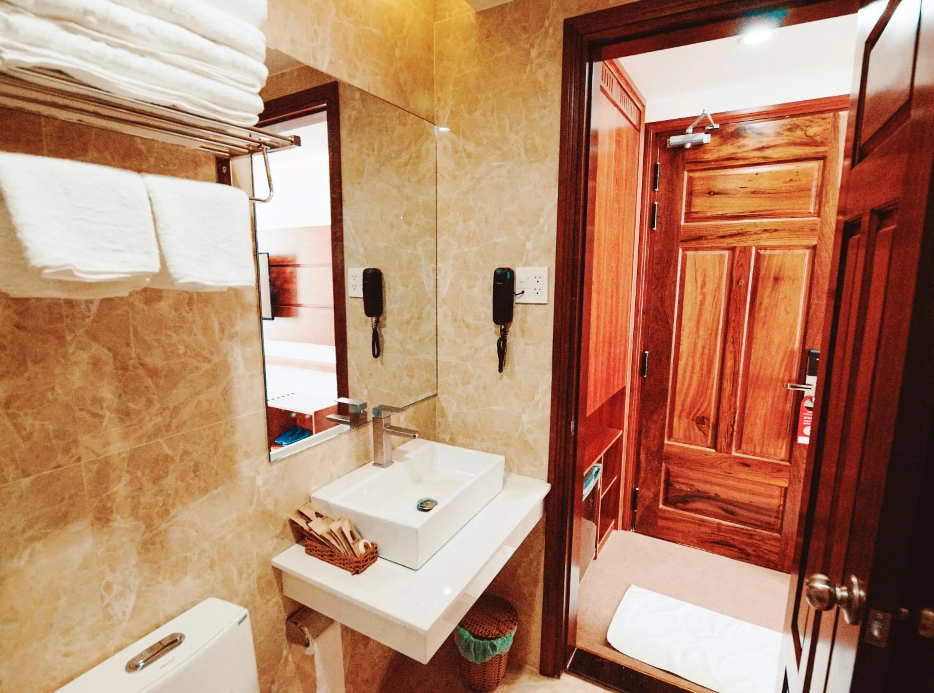 Bathroom in Mira Hotel Quy Nhơn