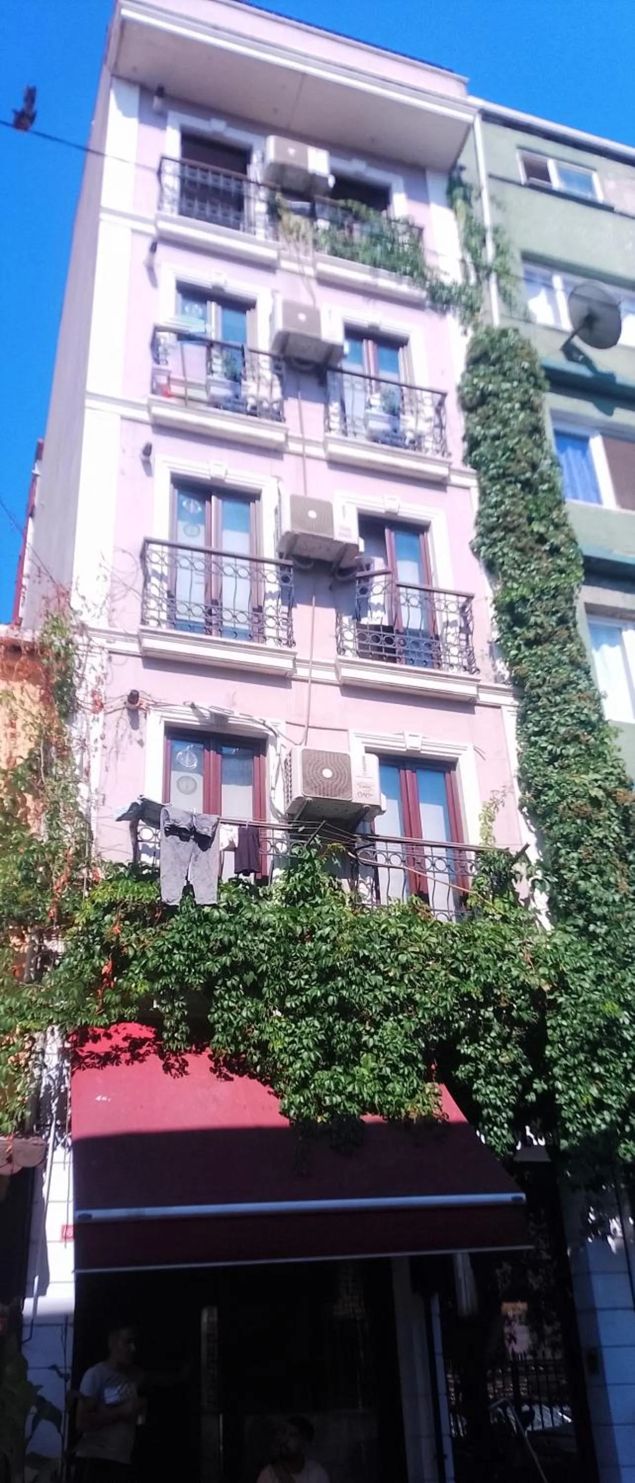 Property building in Taksim City ivy Hostel